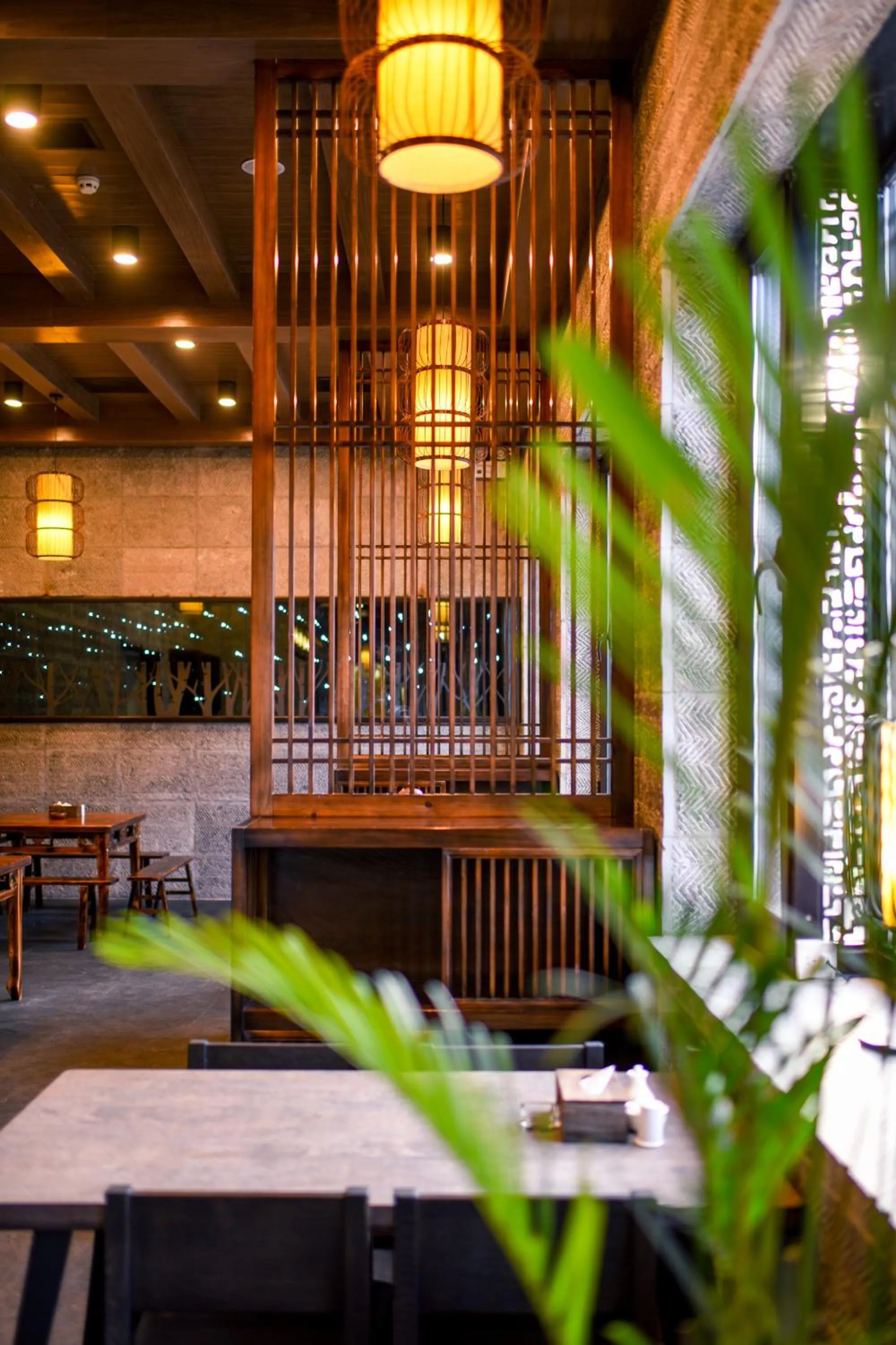 Restaurant/places to eat in Elsewhere Hotel Inn North Street Branch