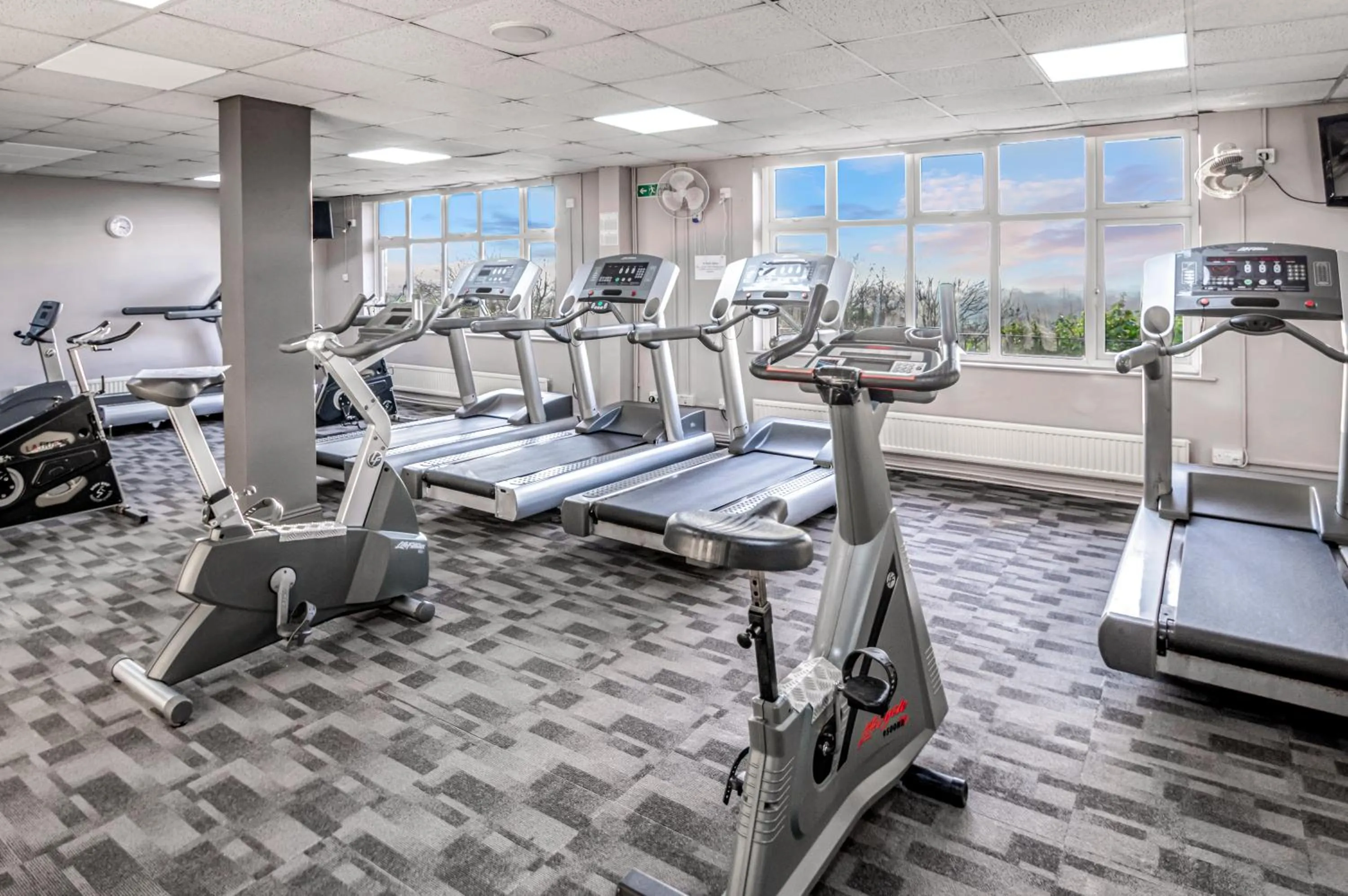 Fitness centre/facilities in Best Western The Webbington Hotel & Spa