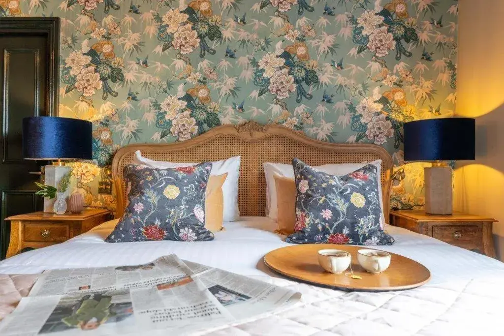 Deluxe Double Room in The Crown Inn Deluxe Double Room in The Crown Inn