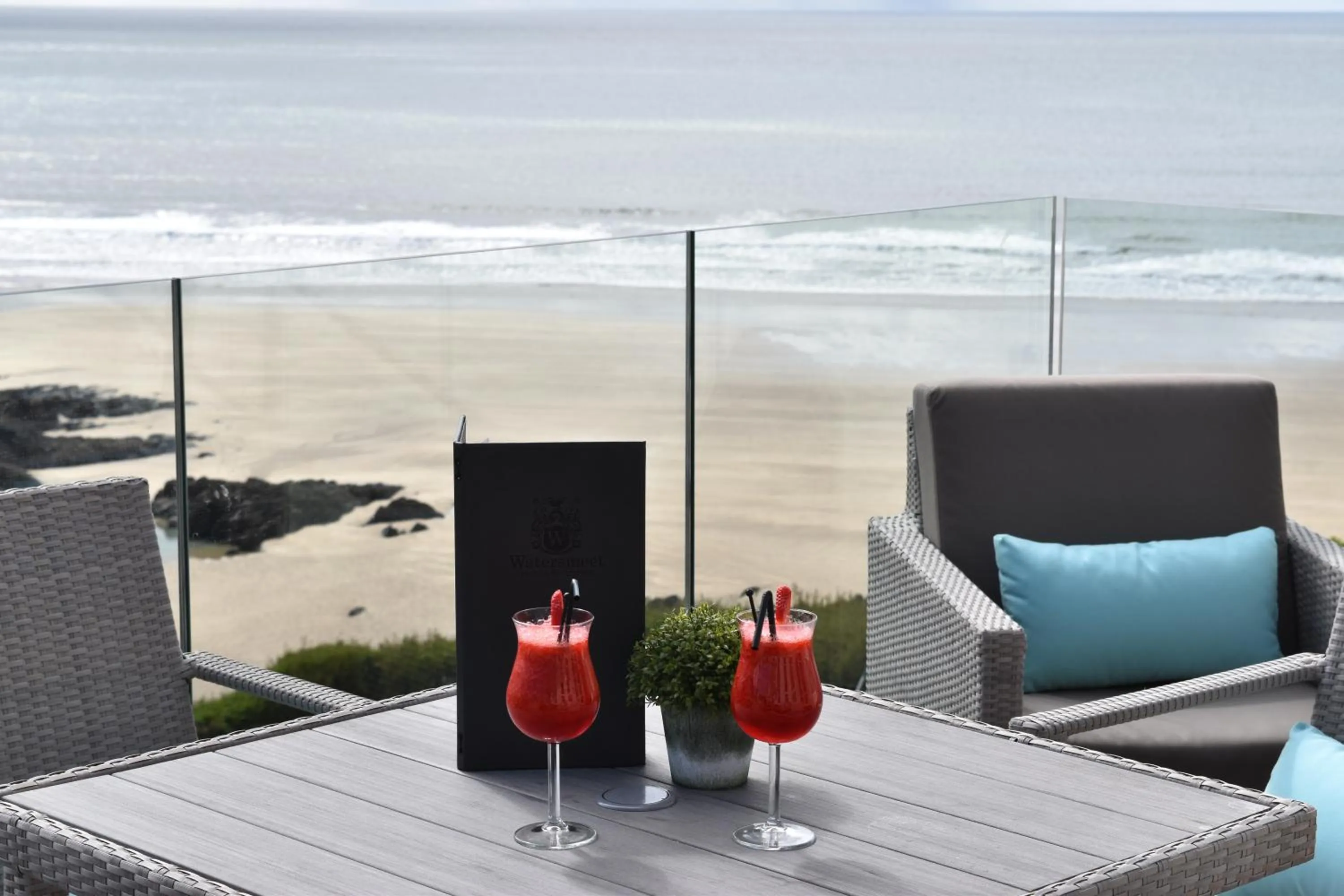 Balcony/Terrace in Watersmeet Hotel