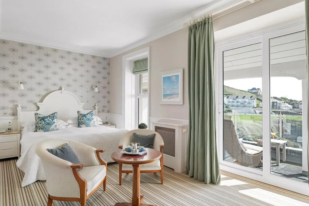 Bed in Watersmeet Hotel