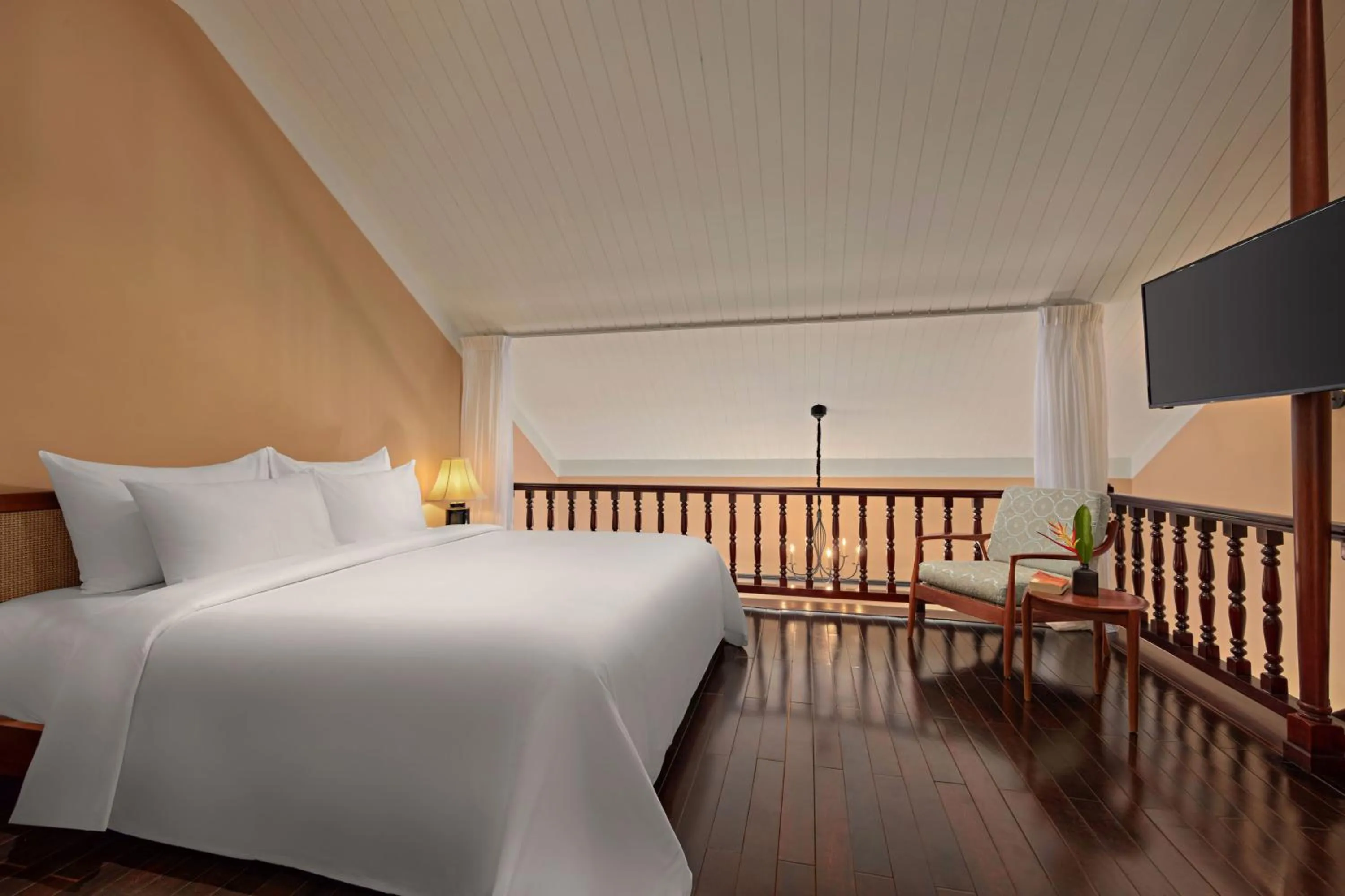 Bed in La Siesta Hoi An Resort & Spa