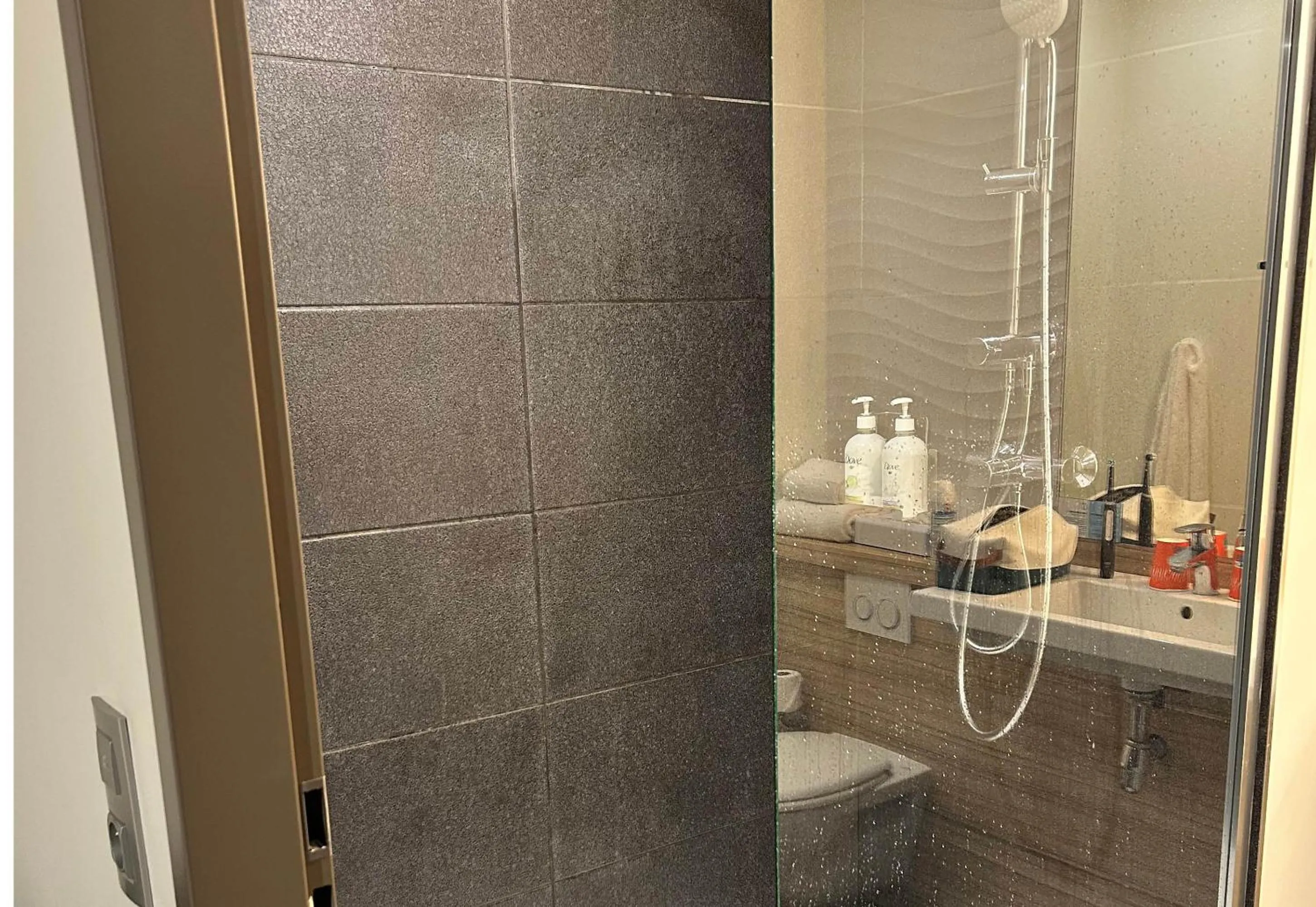 Bathroom in B&B HOTEL Le Havre Centre