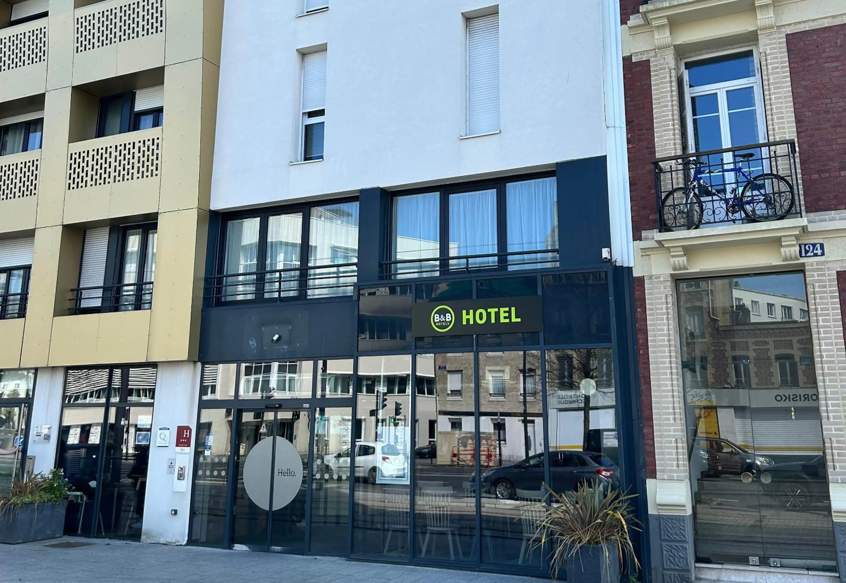 Facade/entrance in B&B HOTEL Le Havre Centre