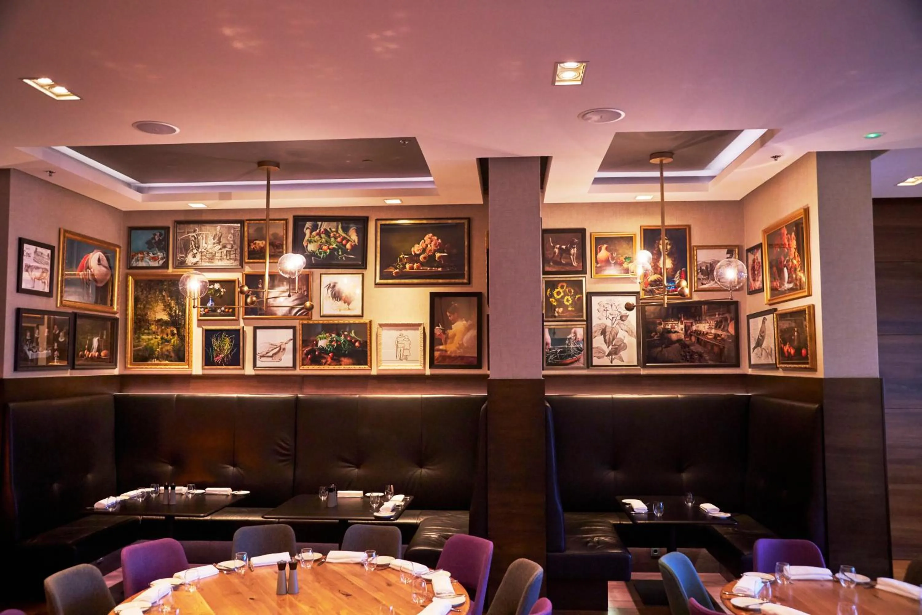 Restaurant/places to eat in Hotel Reykjavík Grand