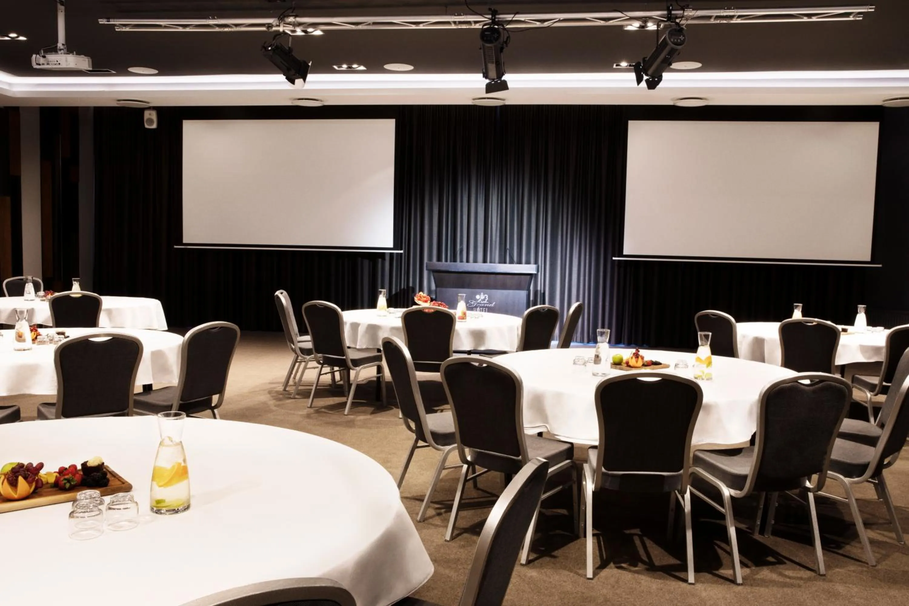 Meeting/conference room in Hotel Reykjavík Grand