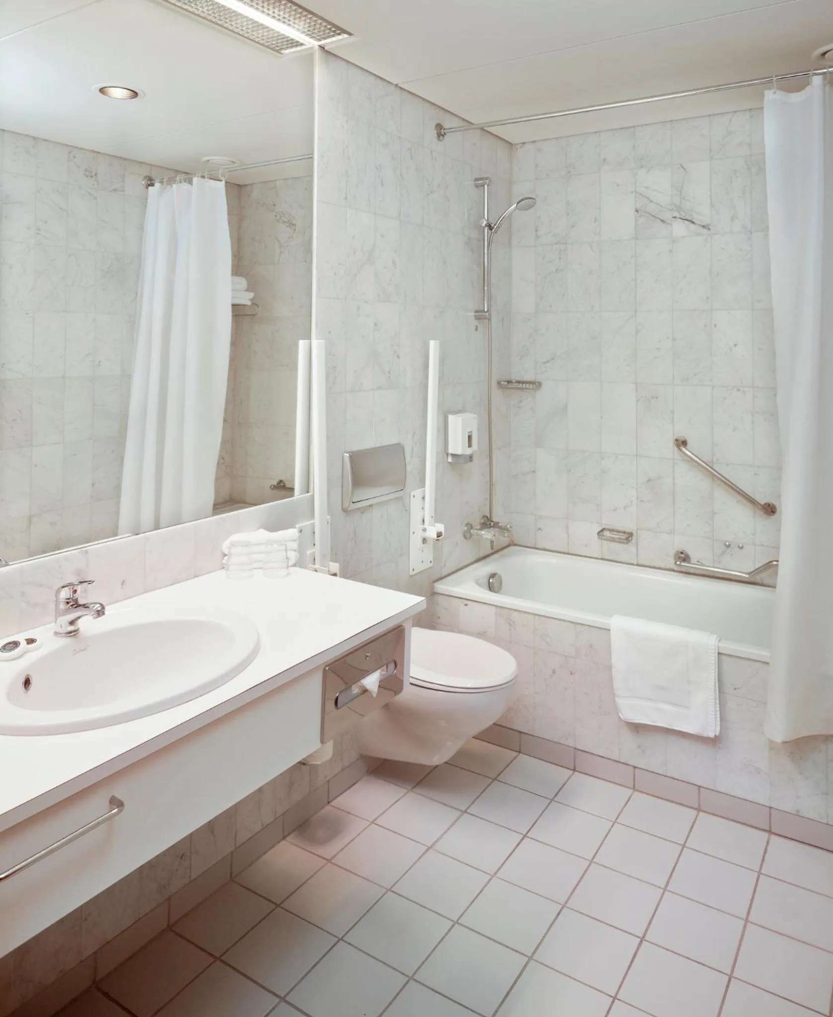 Bathroom in Hotel Reykjavík Grand