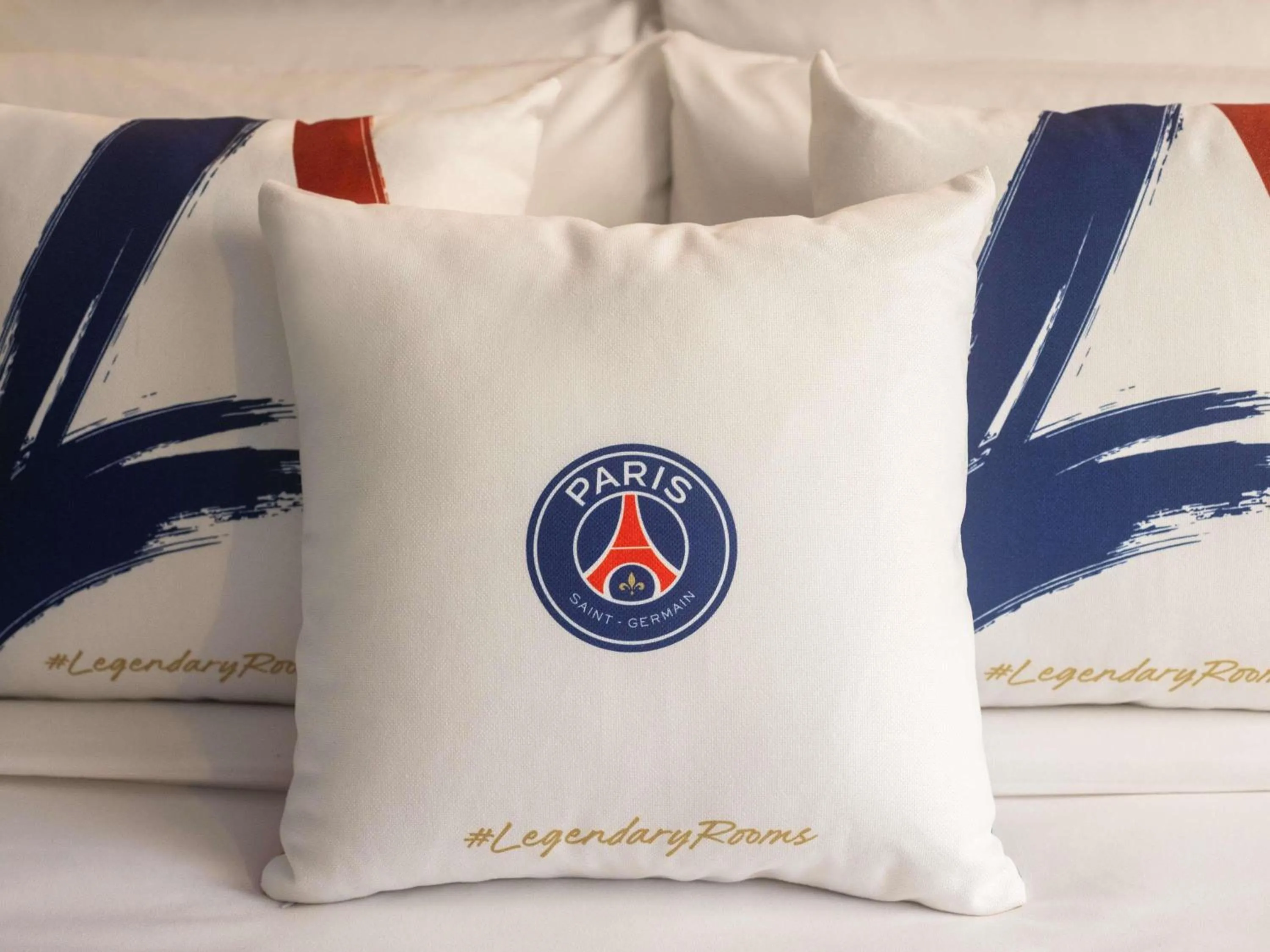 Bedroom in Novotel London Bridge