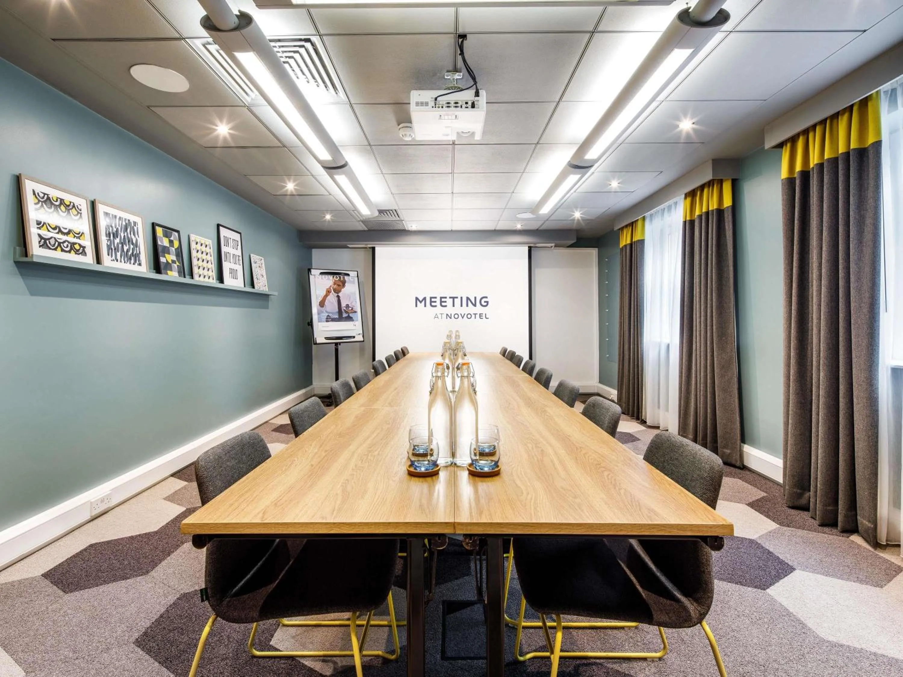 Meeting/conference room in Novotel London Bridge