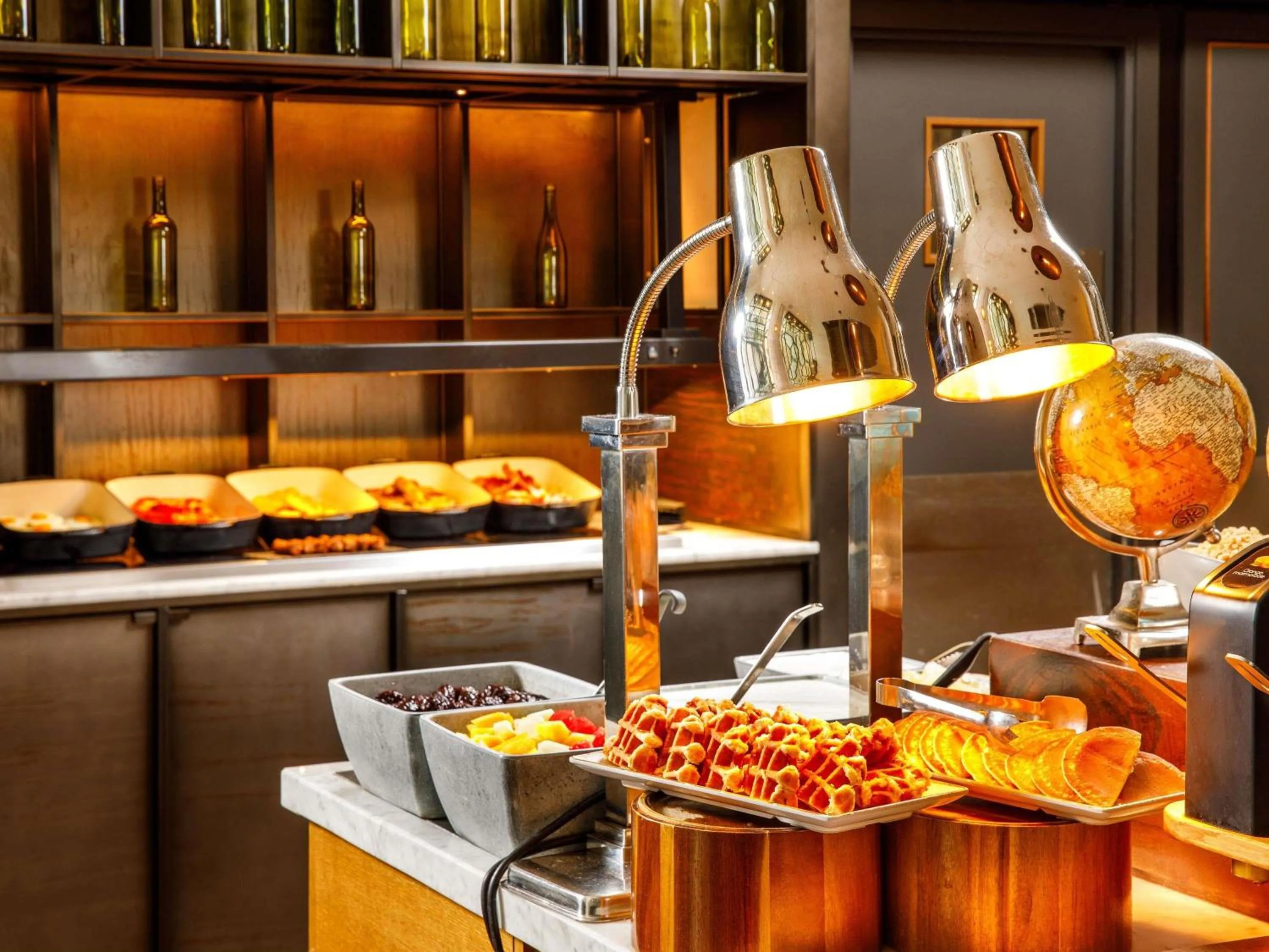 Breakfast in Novotel London Bridge