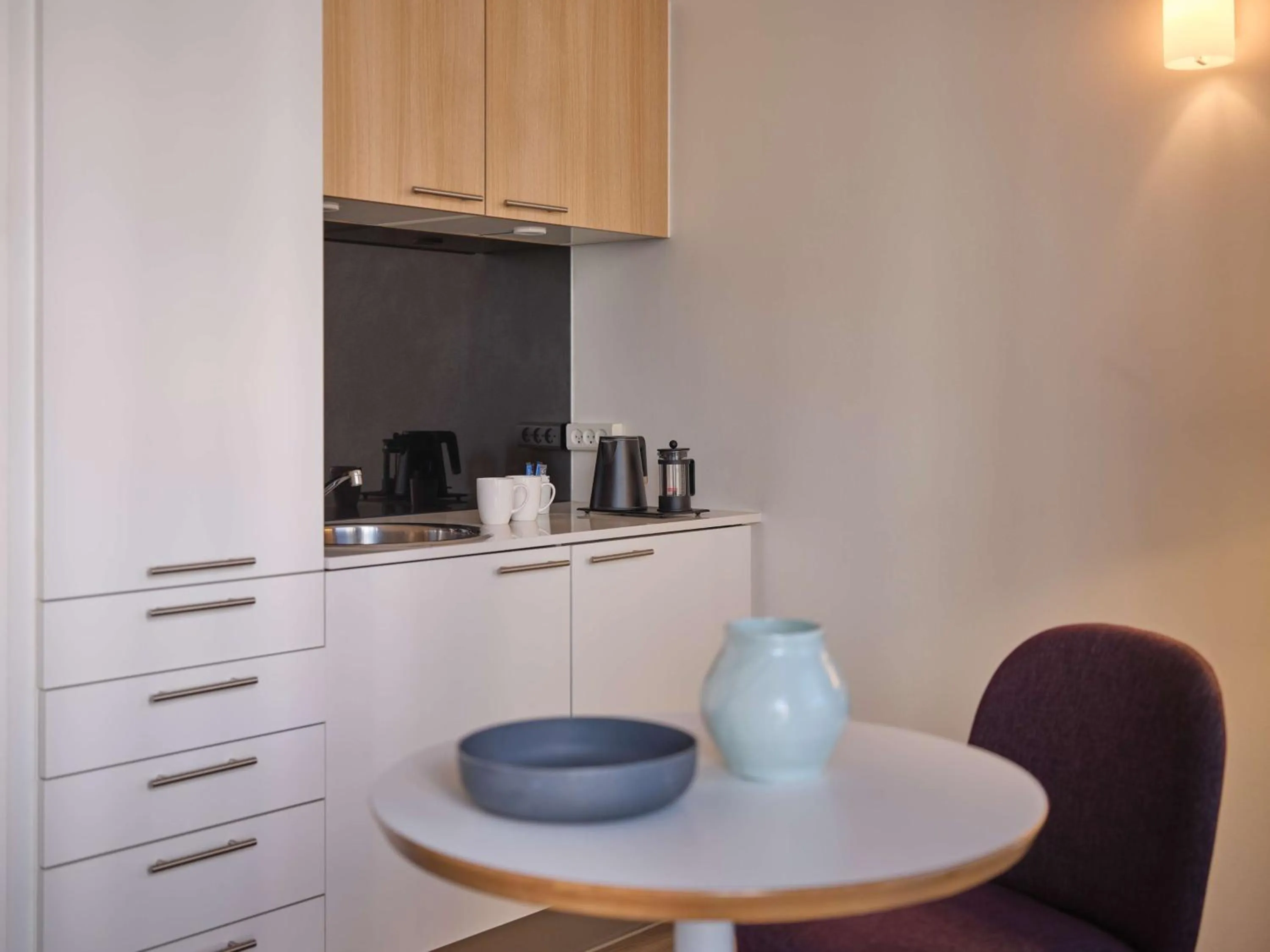 Kitchen or kitchenette in Adina Apartment Hotel Copenhagen