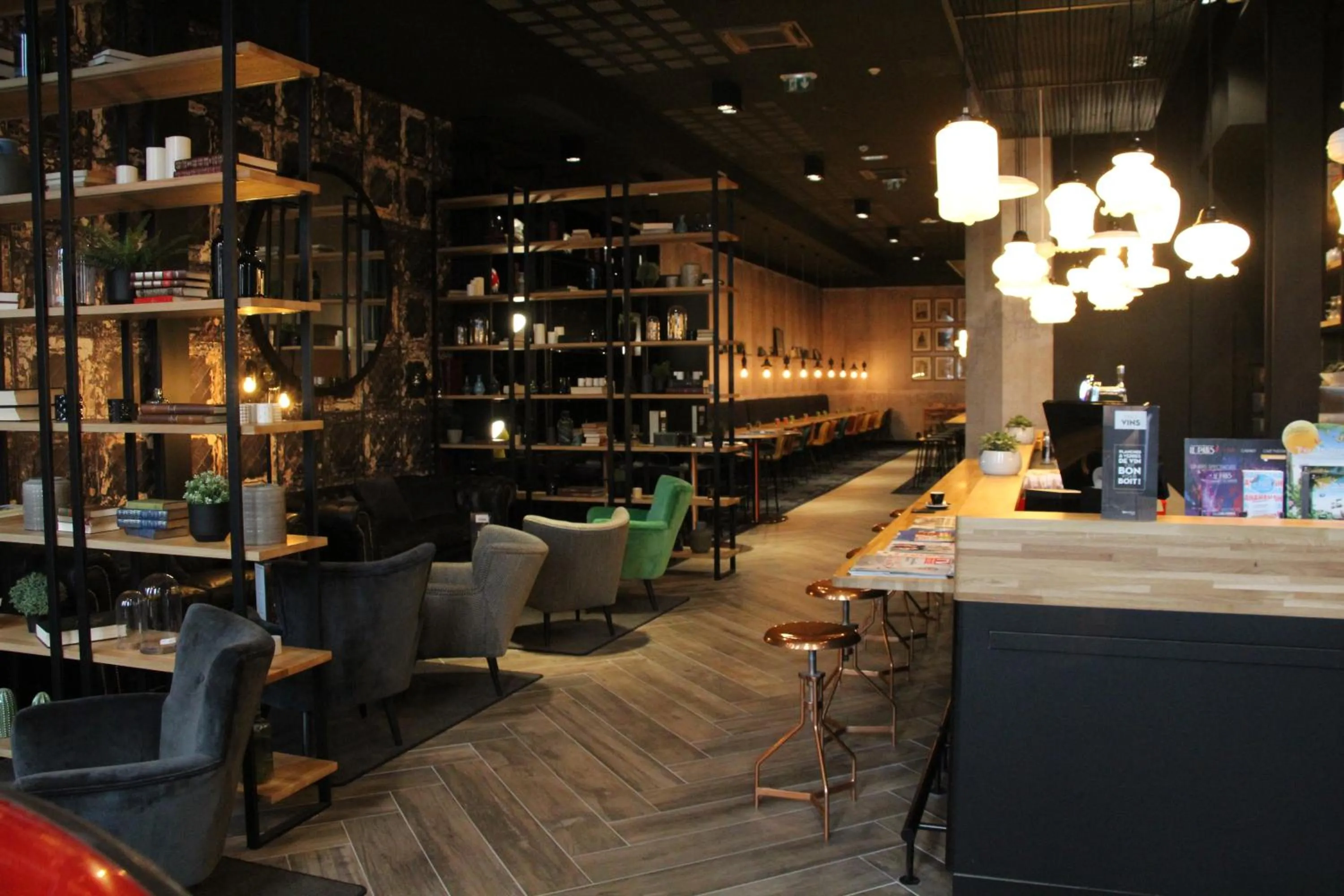 Lounge or bar in ibis Le Mans Centre Gare Nord