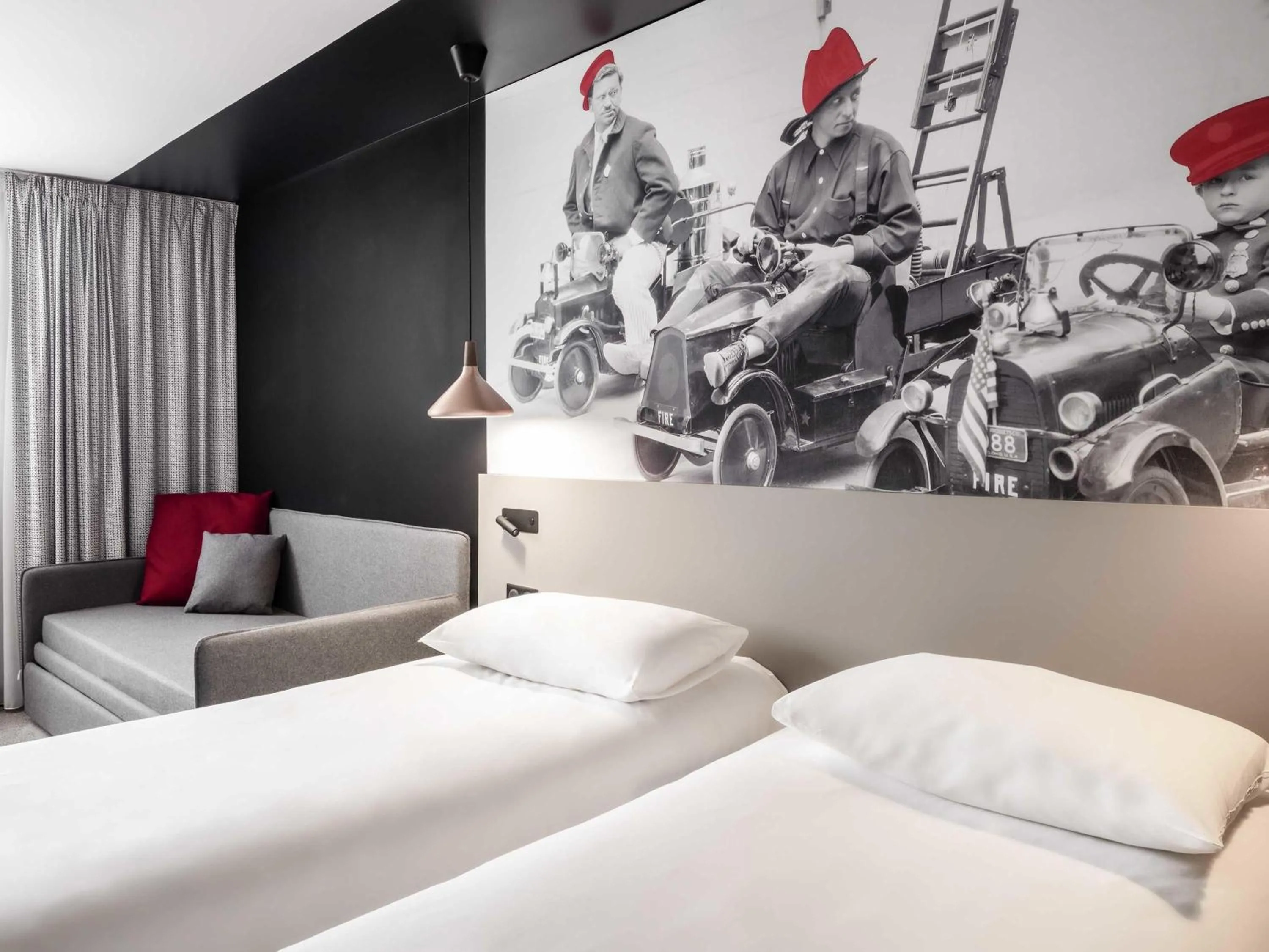 Bedroom, Bed in ibis Le Mans Centre Gare Nord