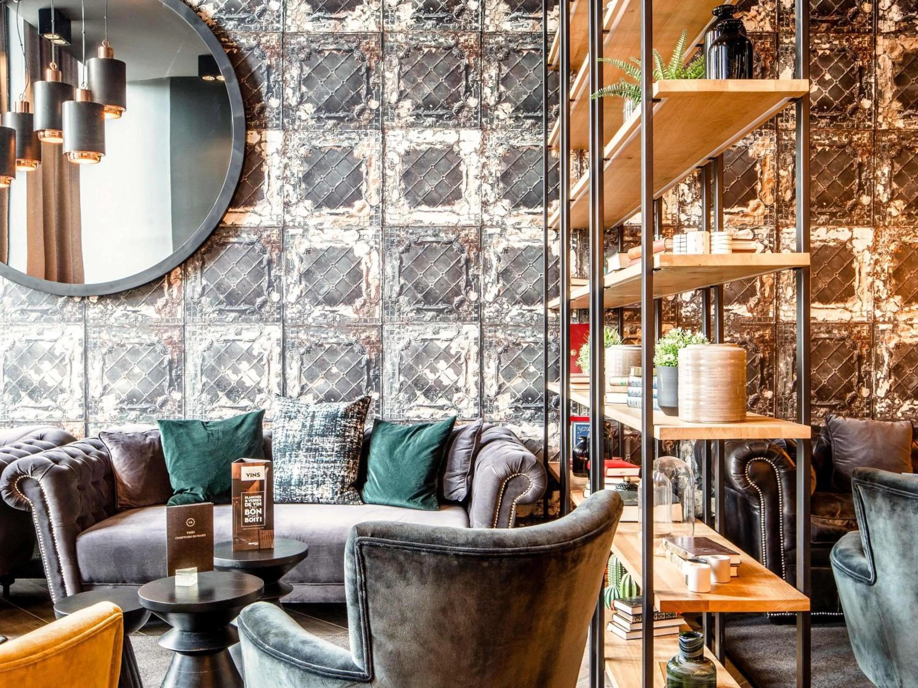 Lounge or bar in ibis Le Mans Centre Gare Nord