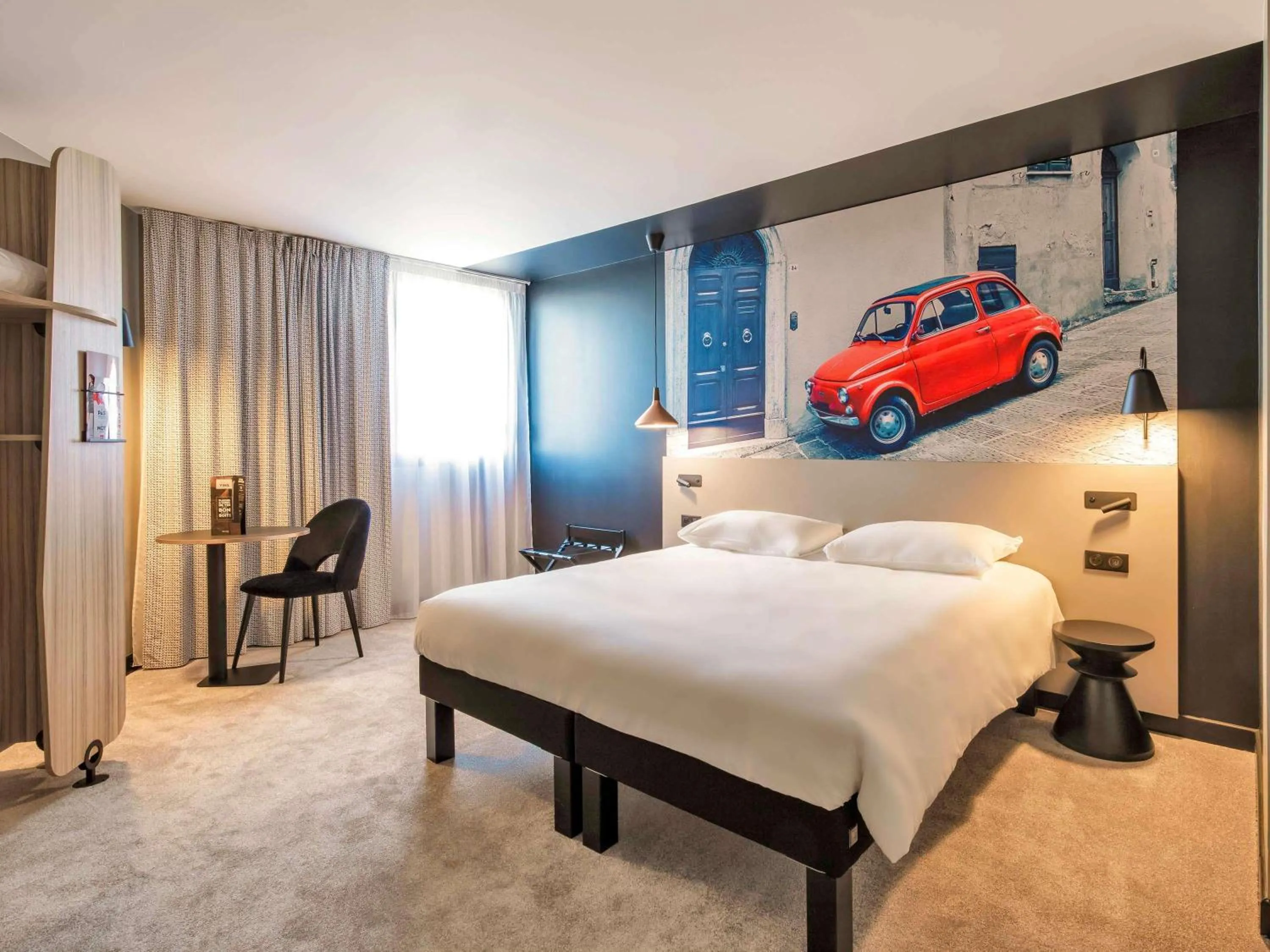 Property building, Bed in ibis Le Mans Centre Gare Nord