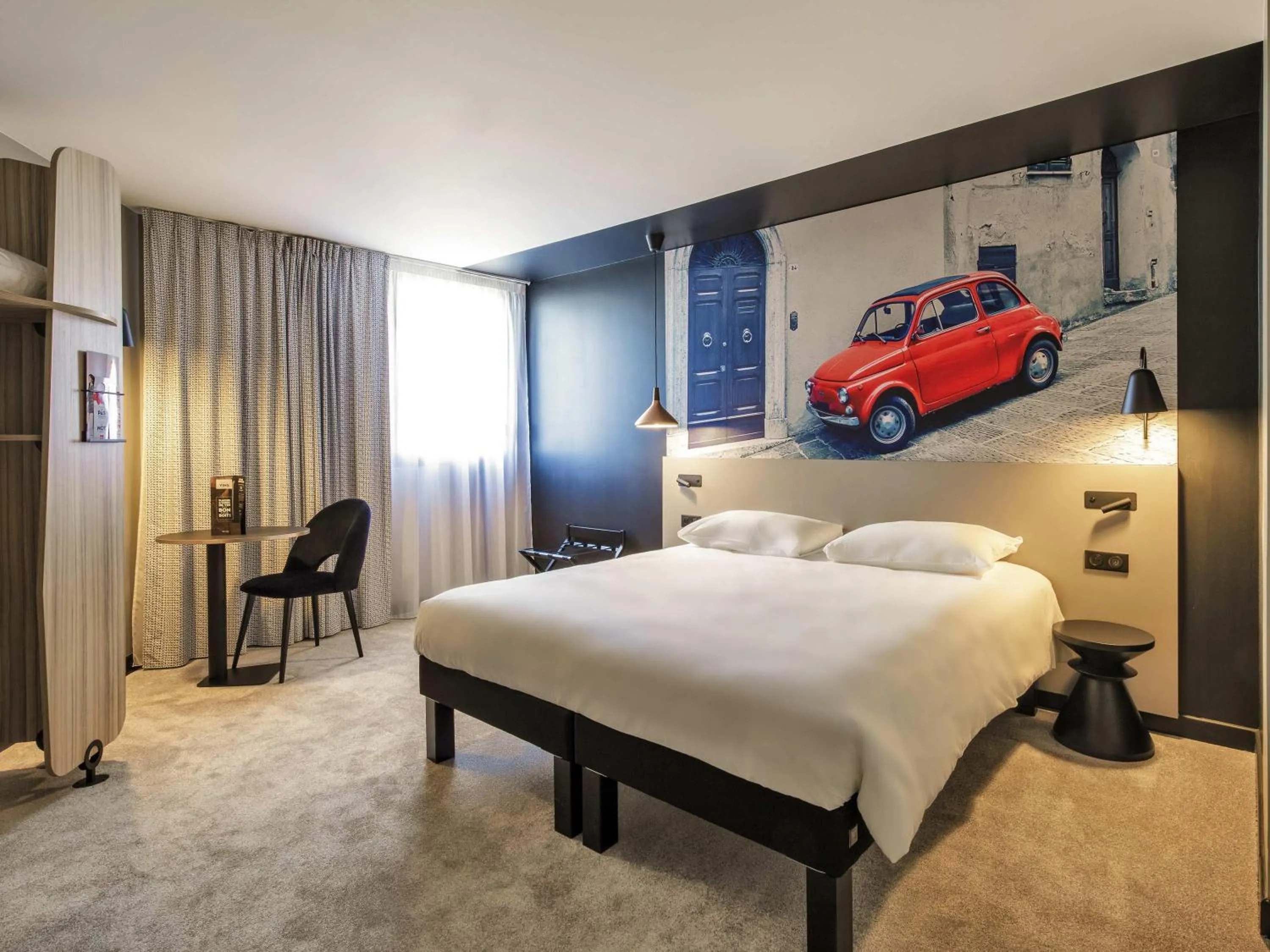 Bedroom, Bed in ibis Le Mans Centre Gare Nord