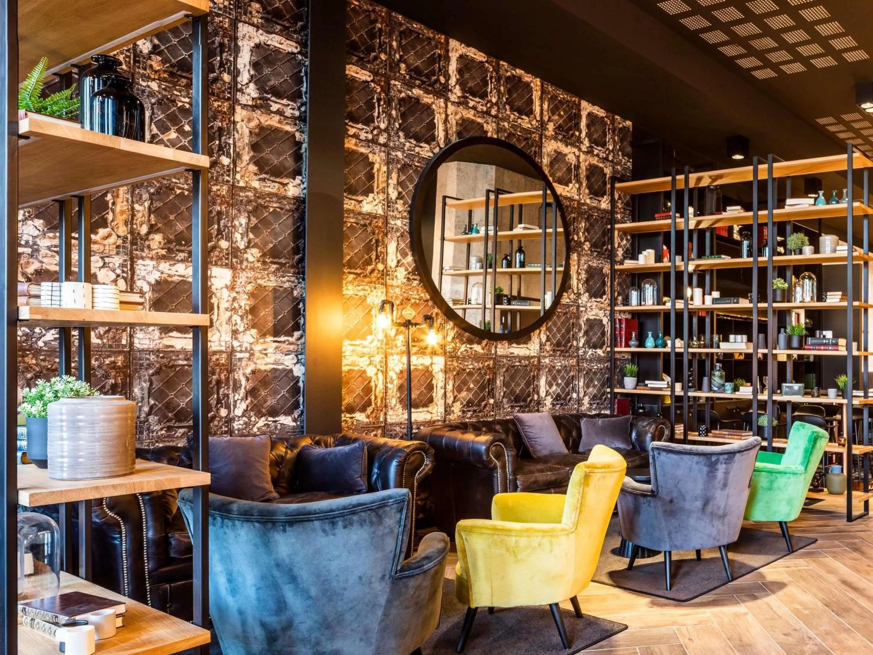 Lounge or bar in ibis Le Mans Centre Gare Nord