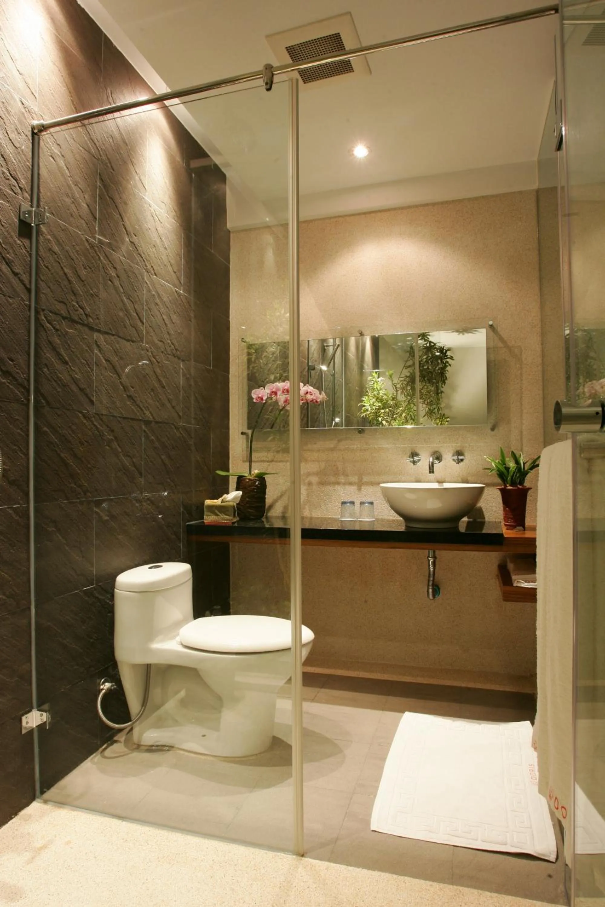 Bathroom in Timing House