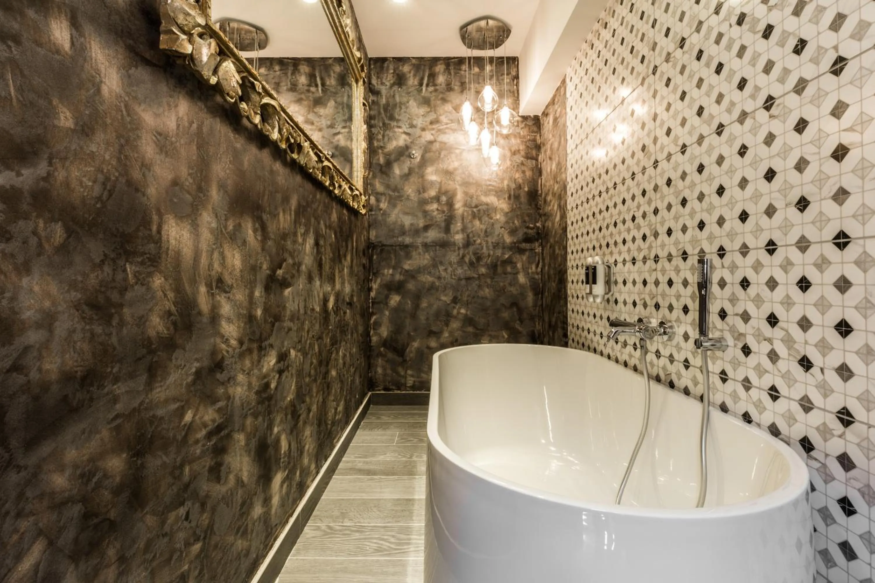 Hot Tub in Jean de Valette Boutique Living