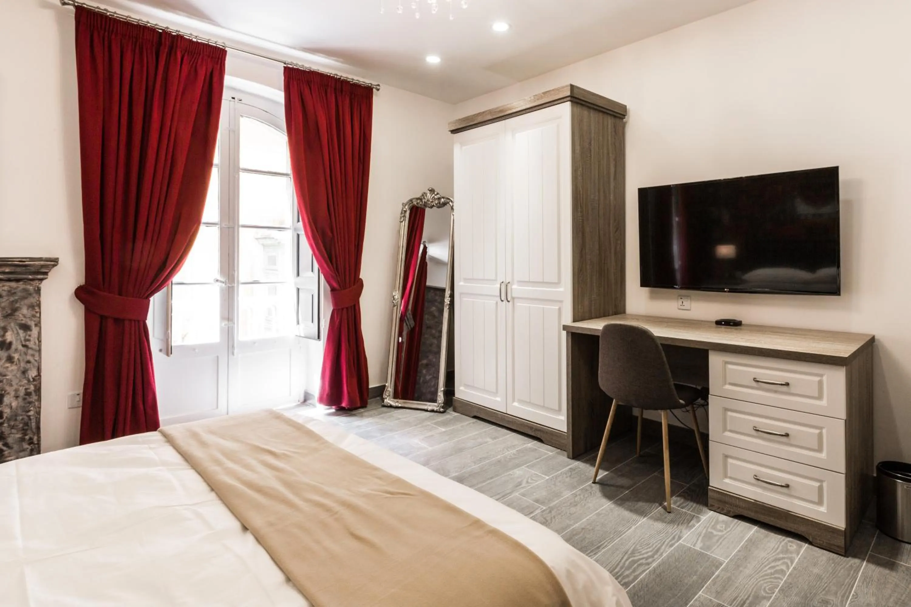 Bed in Jean de Valette Boutique Living