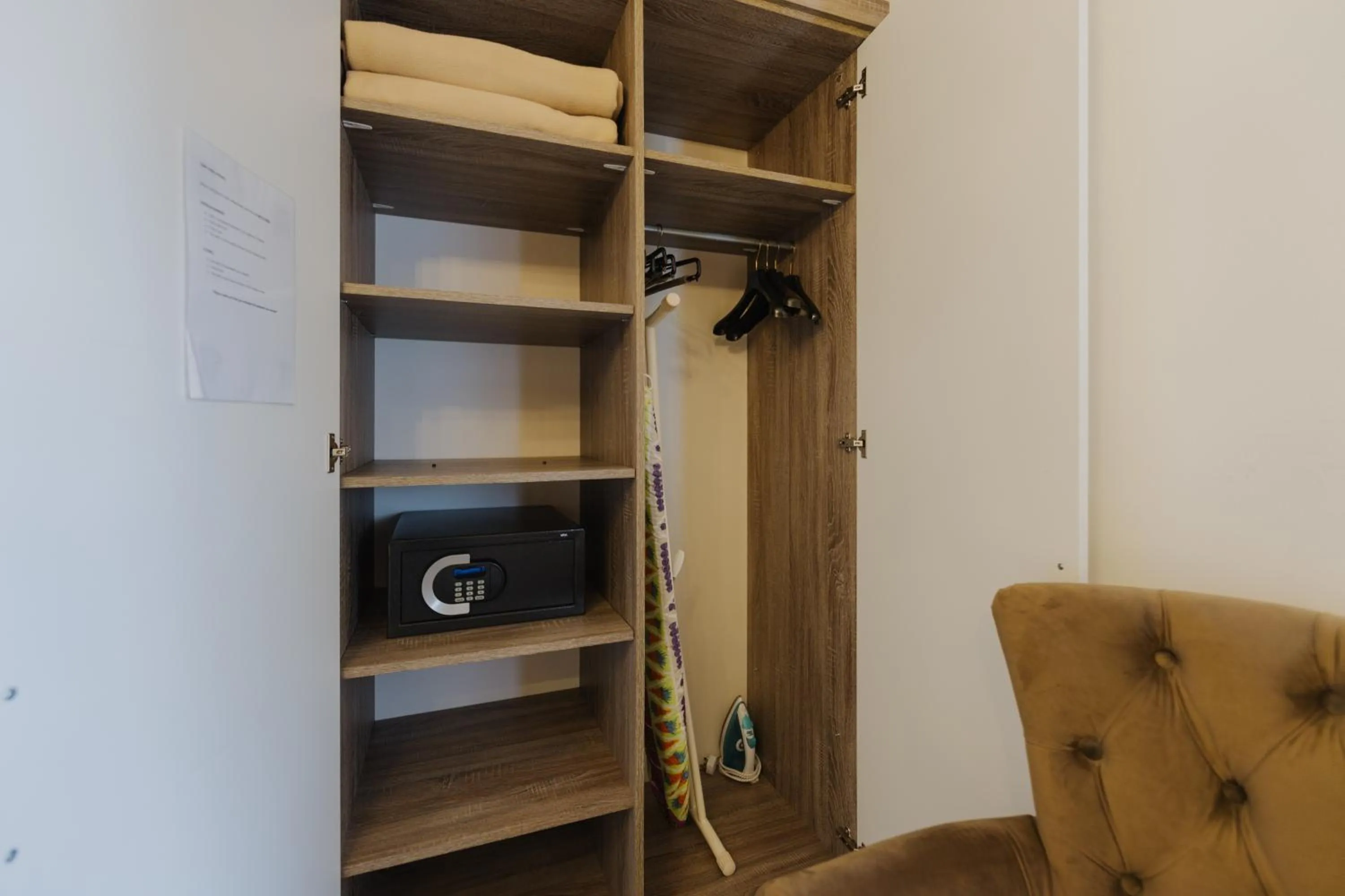 wardrobe in Jean de Valette Boutique Living