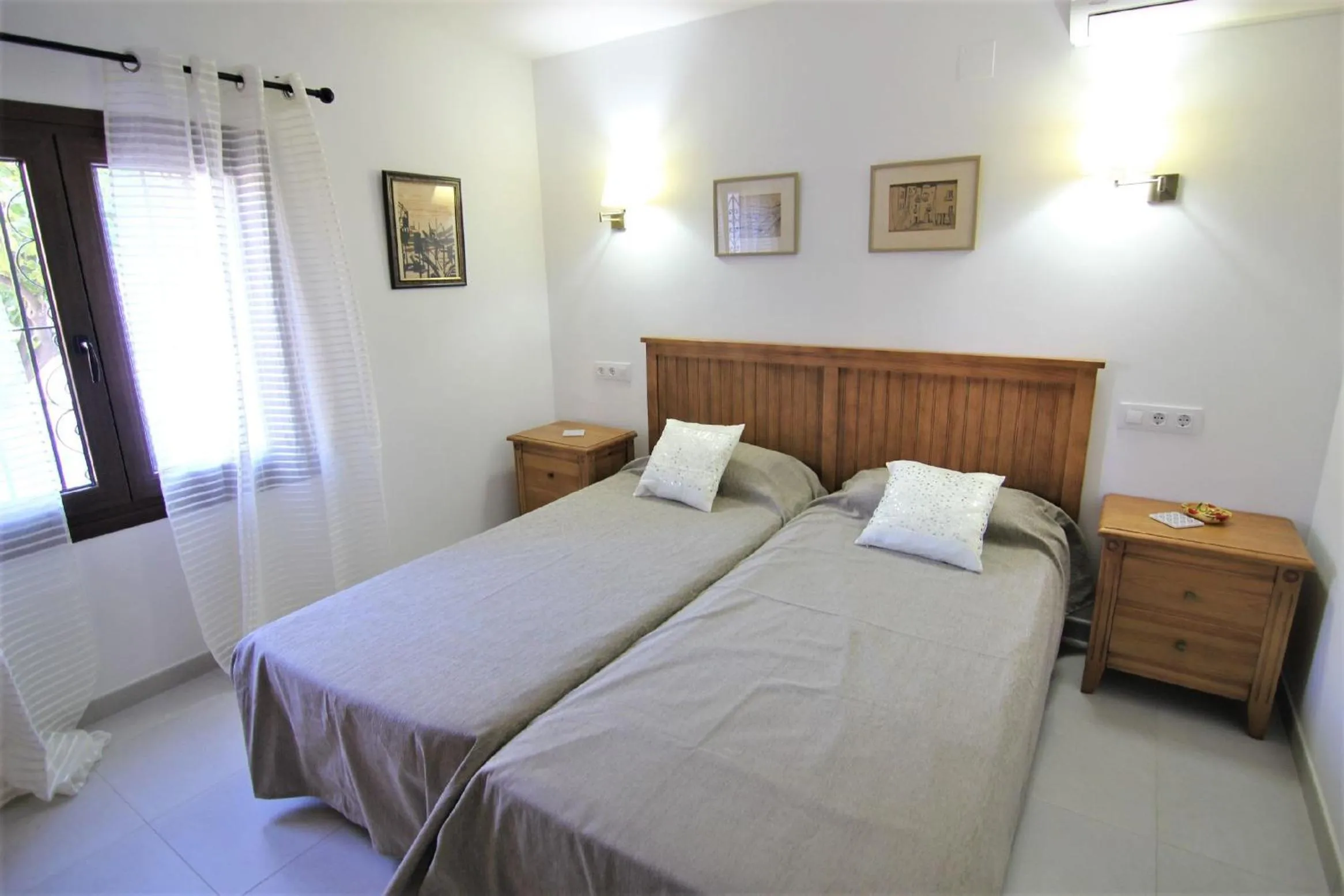 Other, Bed in Maryvilla 0220