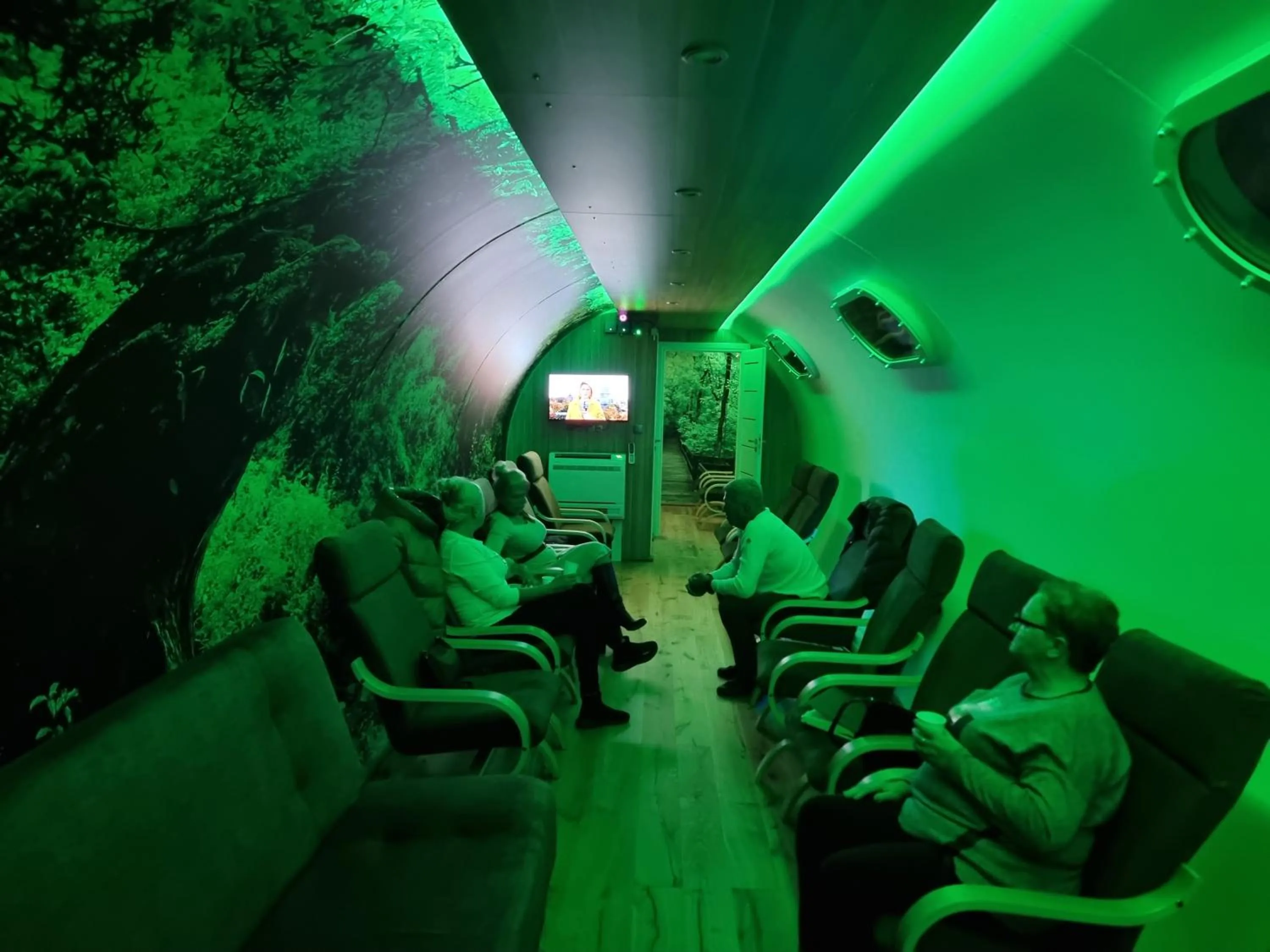 People in WYDMA Resort Medi & SPA - Normobaria