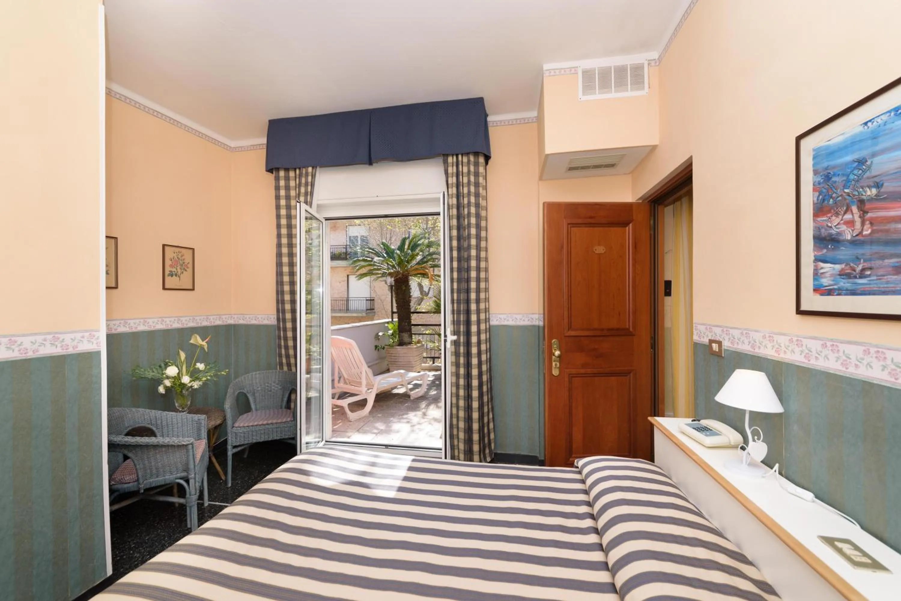 Bedroom, Bed in Hotel Morchio Mhotelsgroup