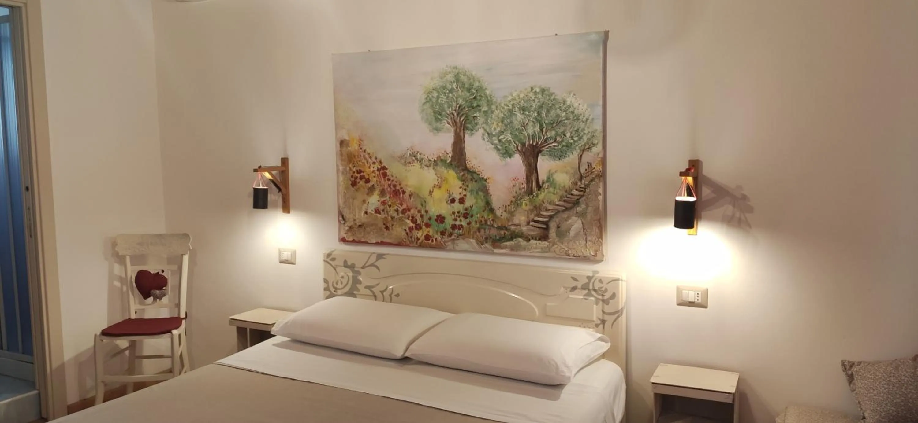 Decorative detail, Bed in B&B Mastro Francesco