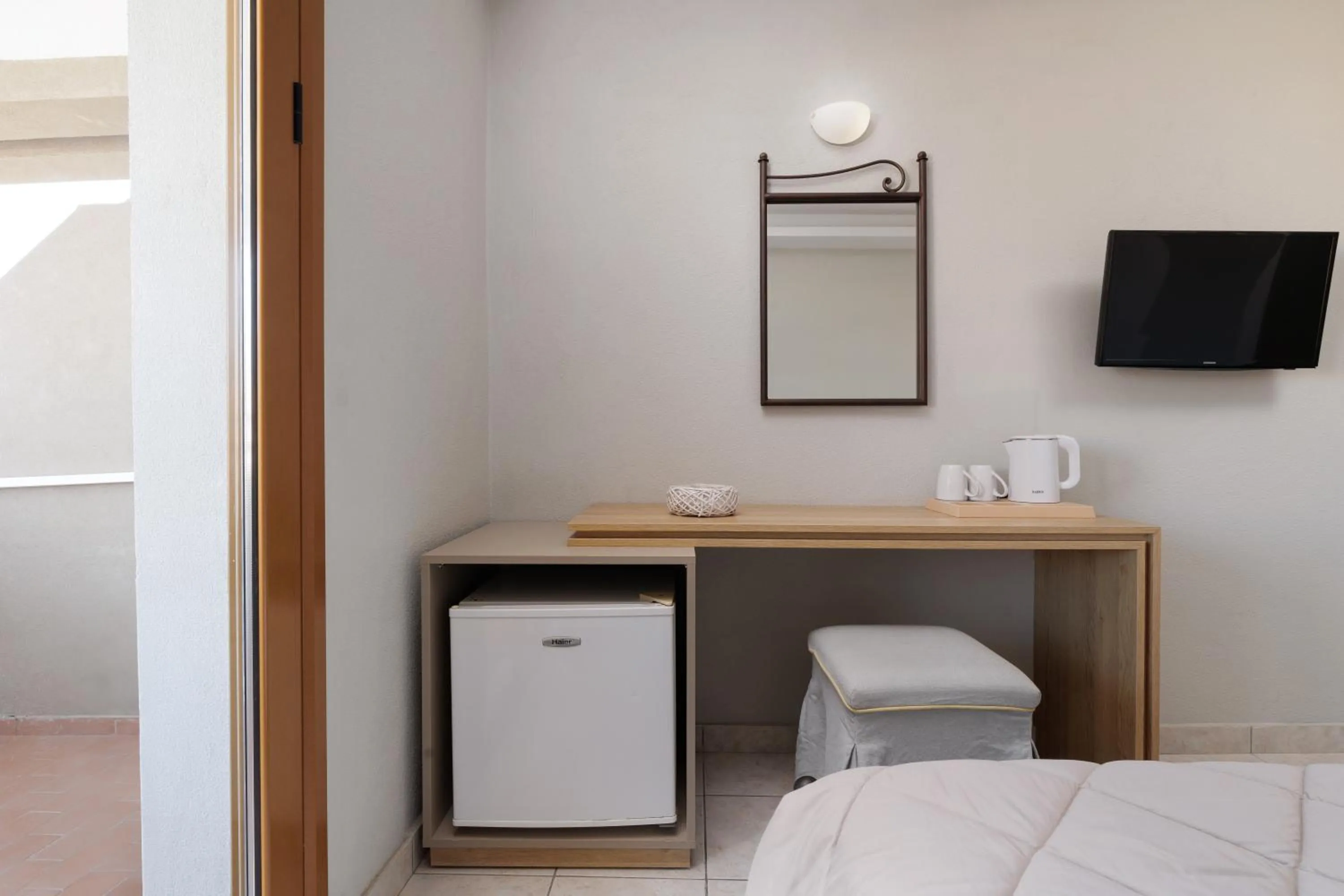 Other, Bed in Louvre Hotel