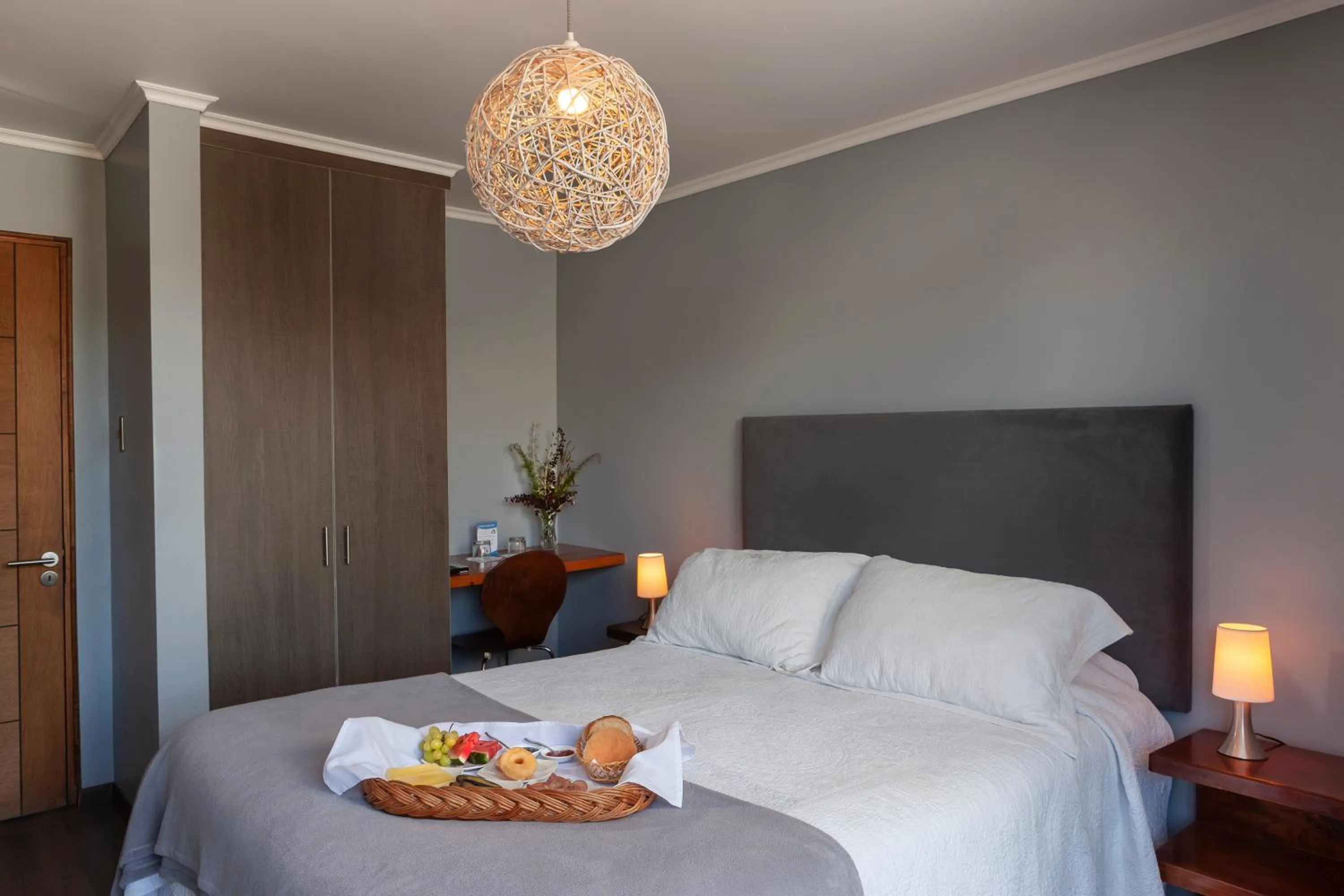 Decorative detail, Bed in Callihue Lodge