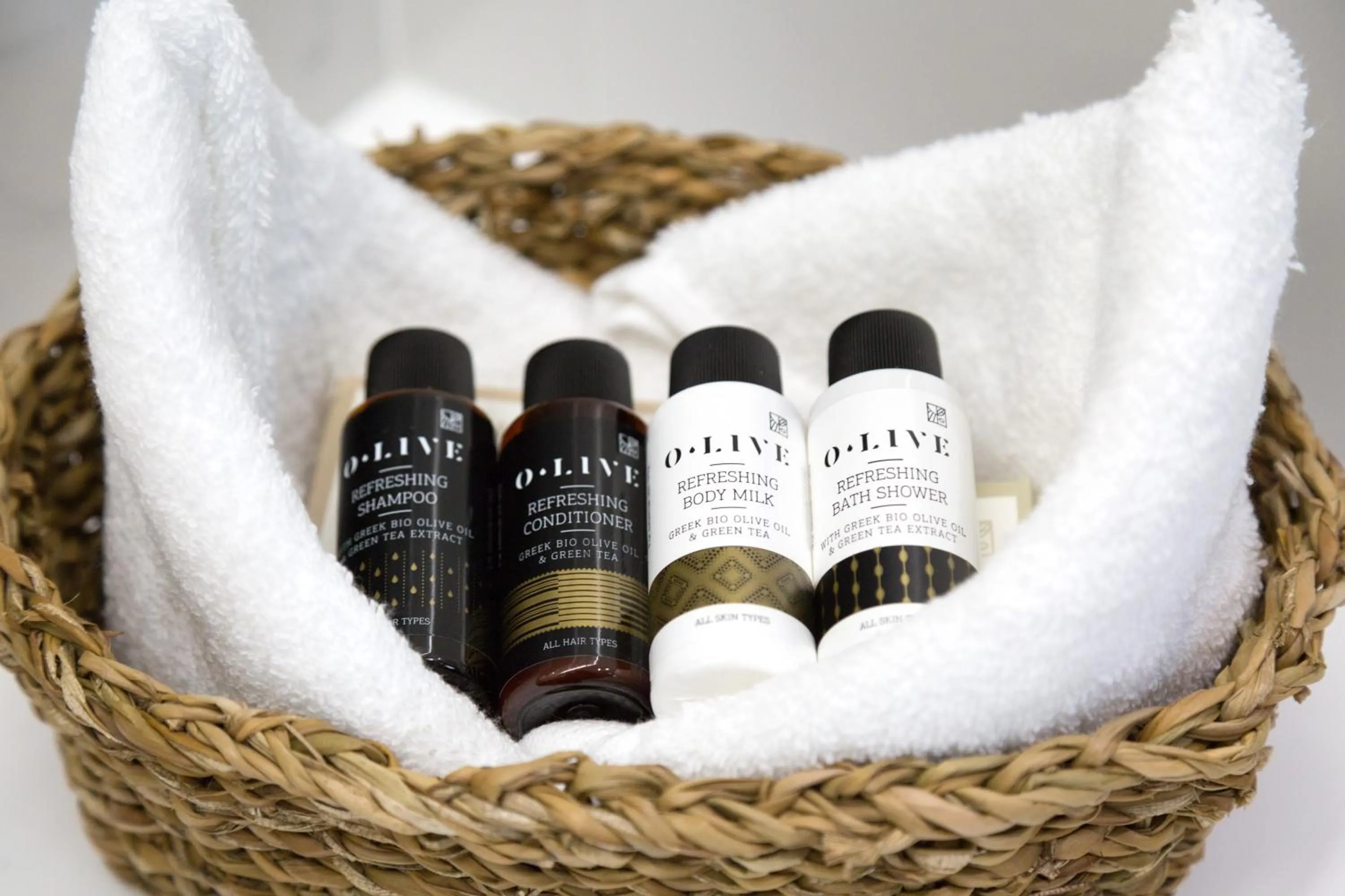 Bathroom in White Pearls-Adults Only Luxury Suites