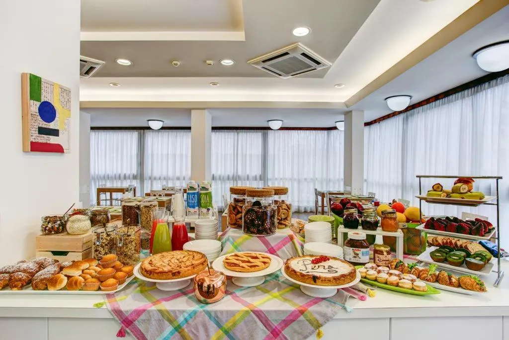 Breakfast in Hotel Konrad