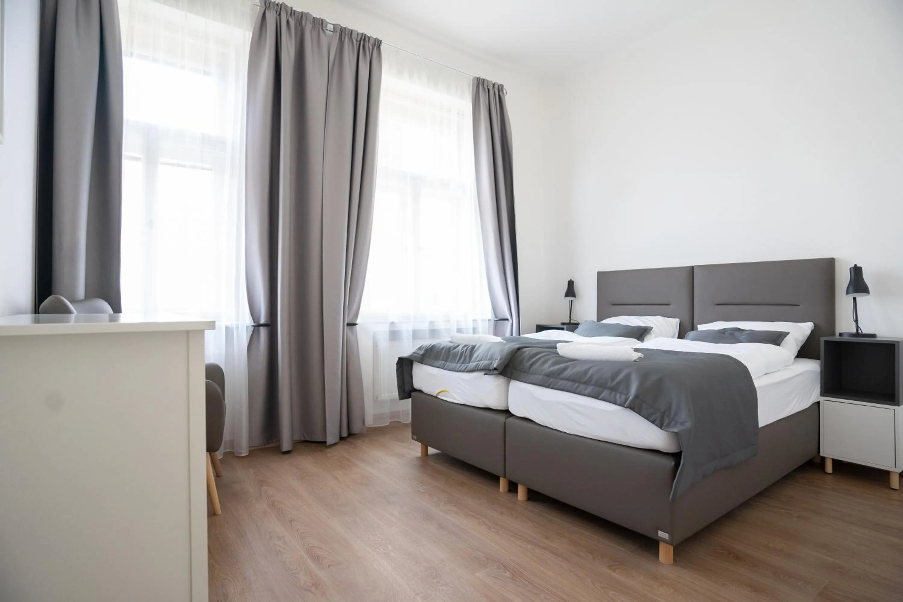 Property building, Bed in Residence St Havel Prague Old Town