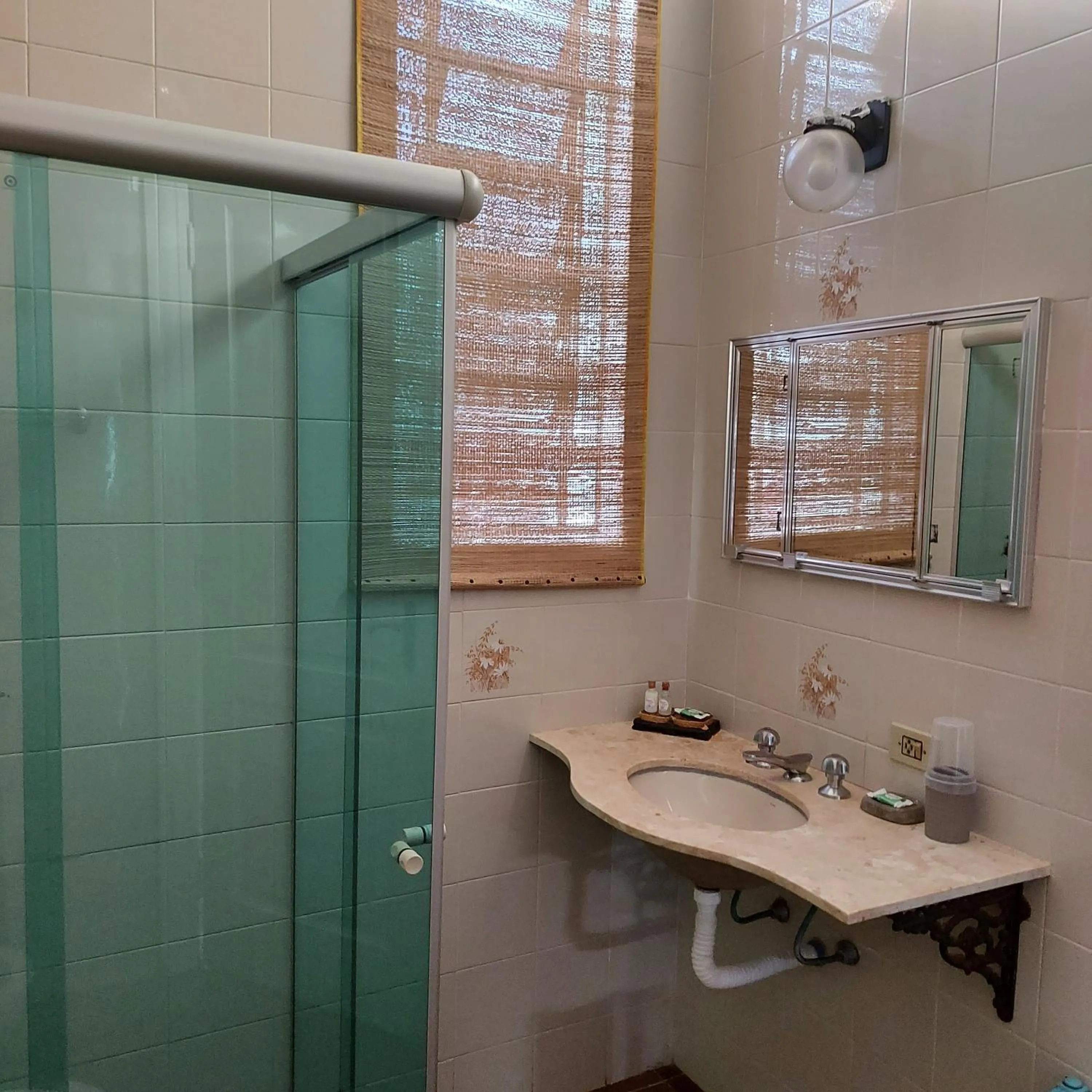Bathroom in Pousada Chateau Sophie