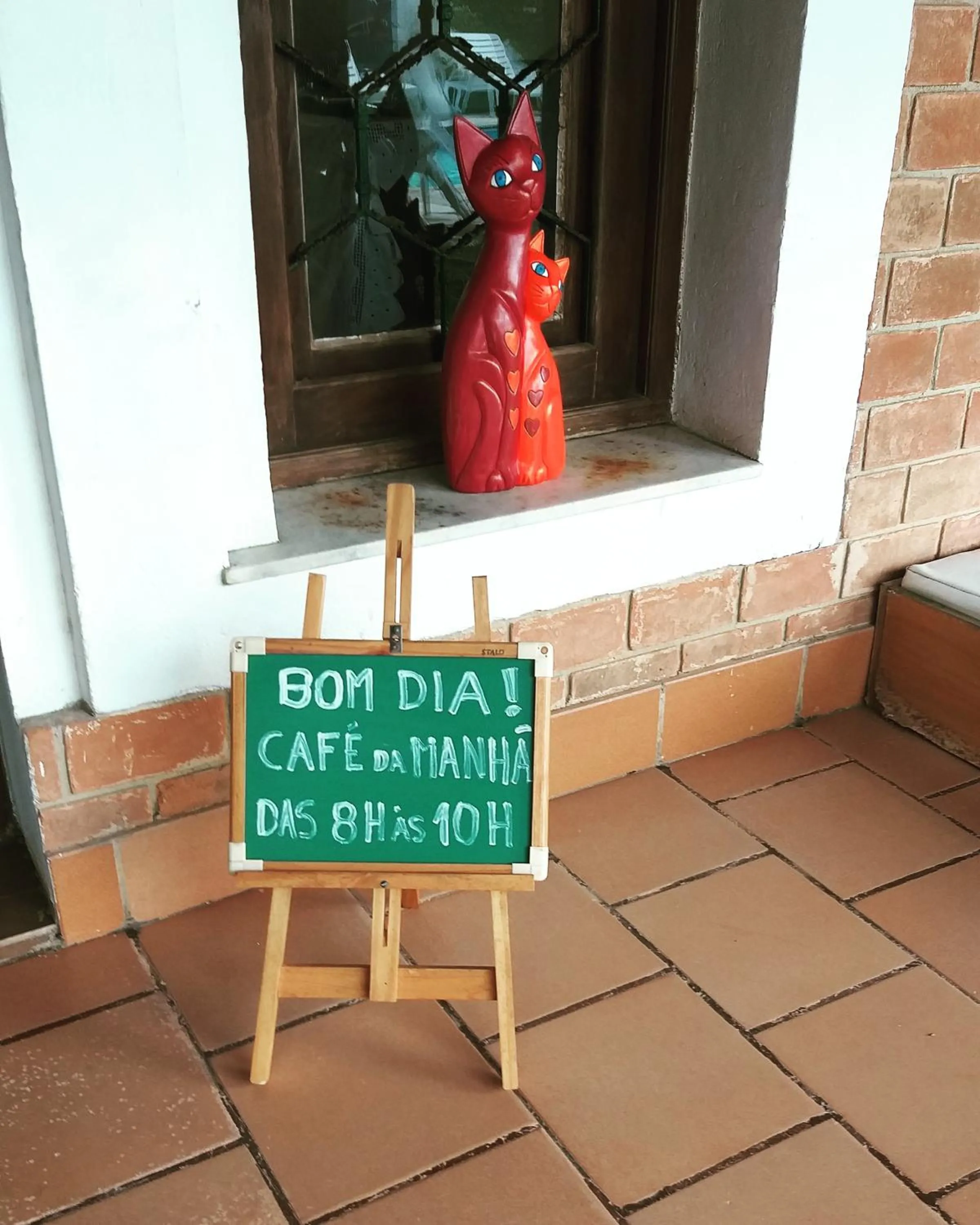 Logo/Certificate/Sign in Pousada Chateau Sophie