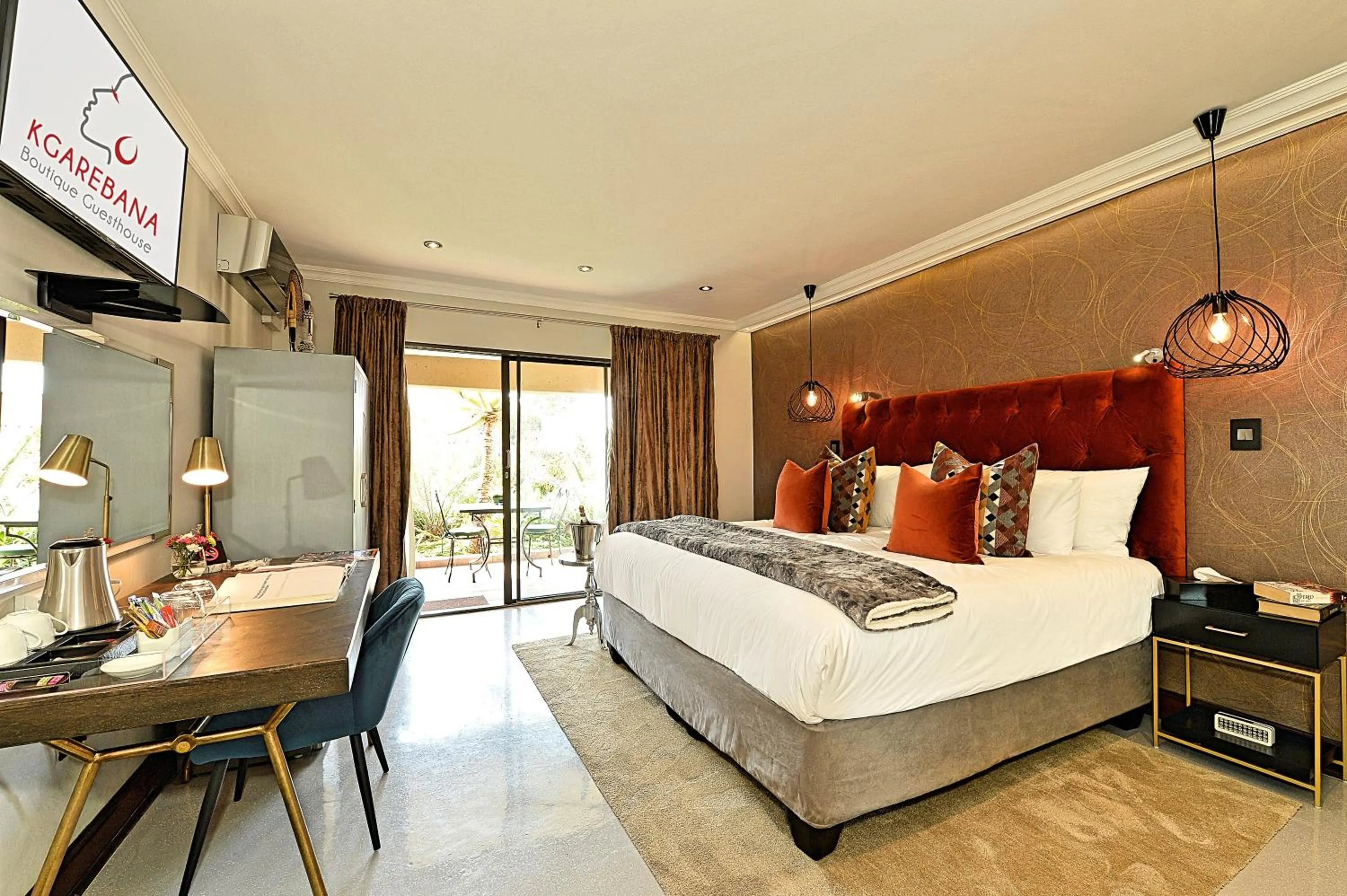 Photo of the whole room, Bed in Kgarebana Boutique Guesthouse