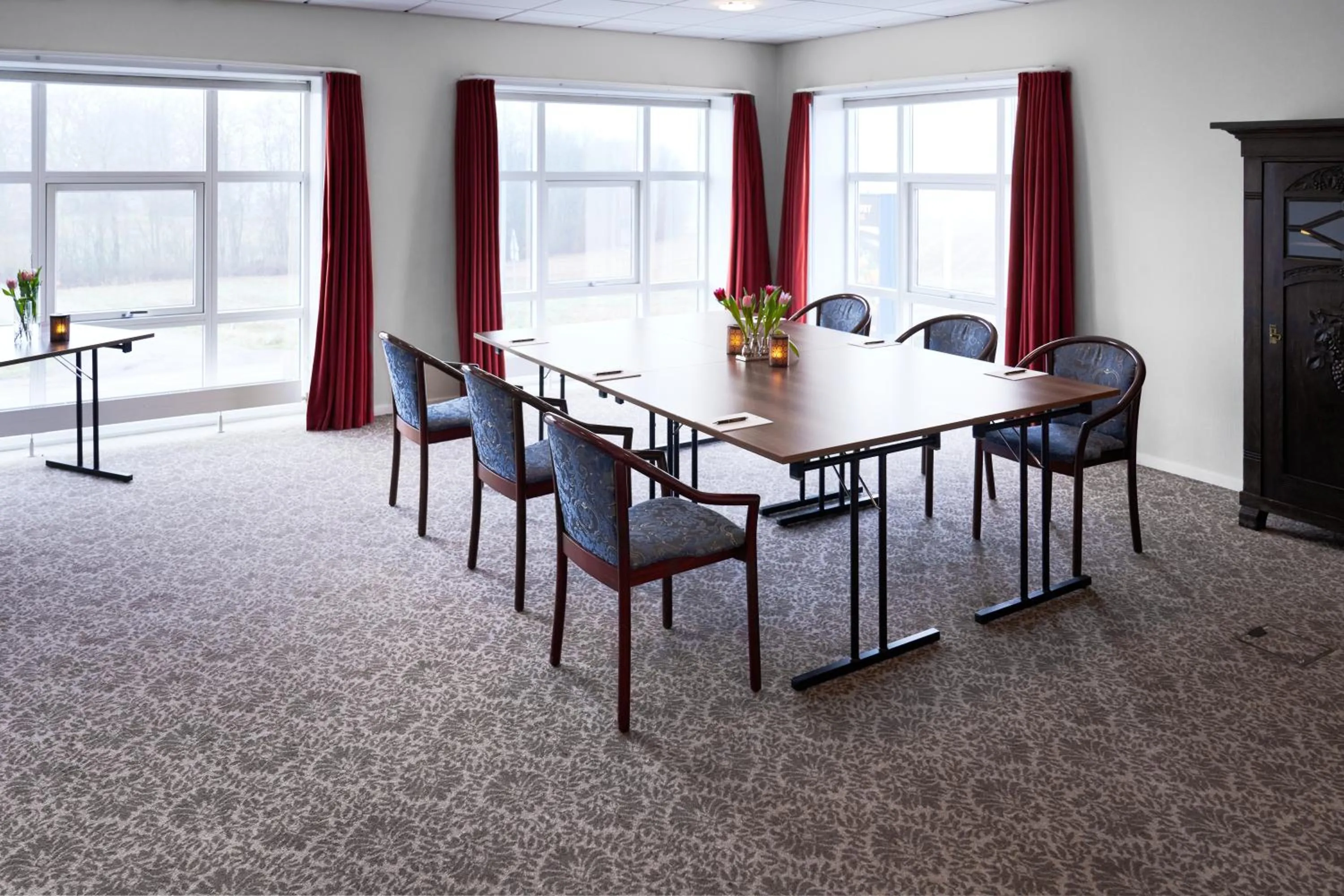 Seating area in Montra Hotel Sabro Kro