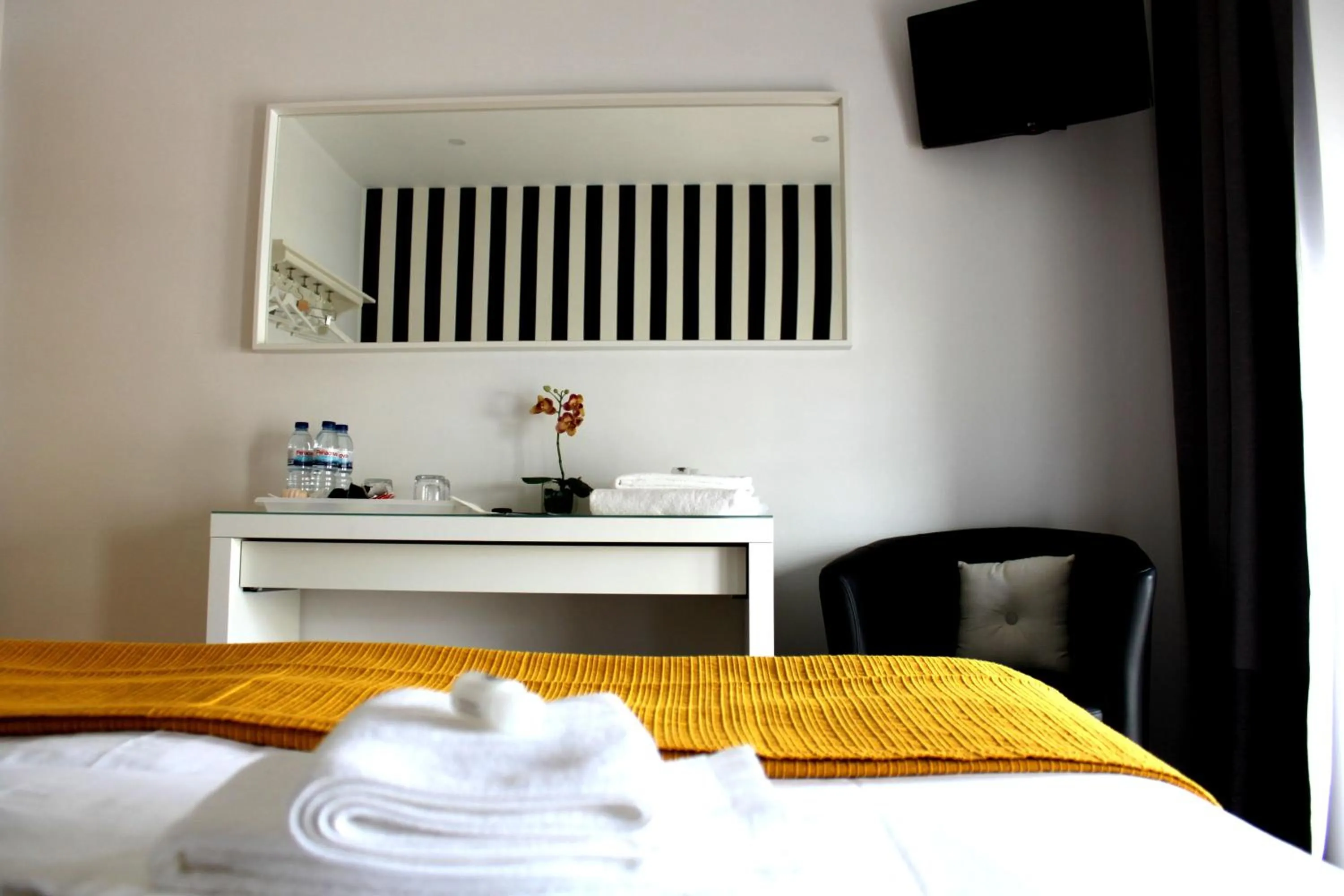 Bedroom, Bed in Aveiro White House