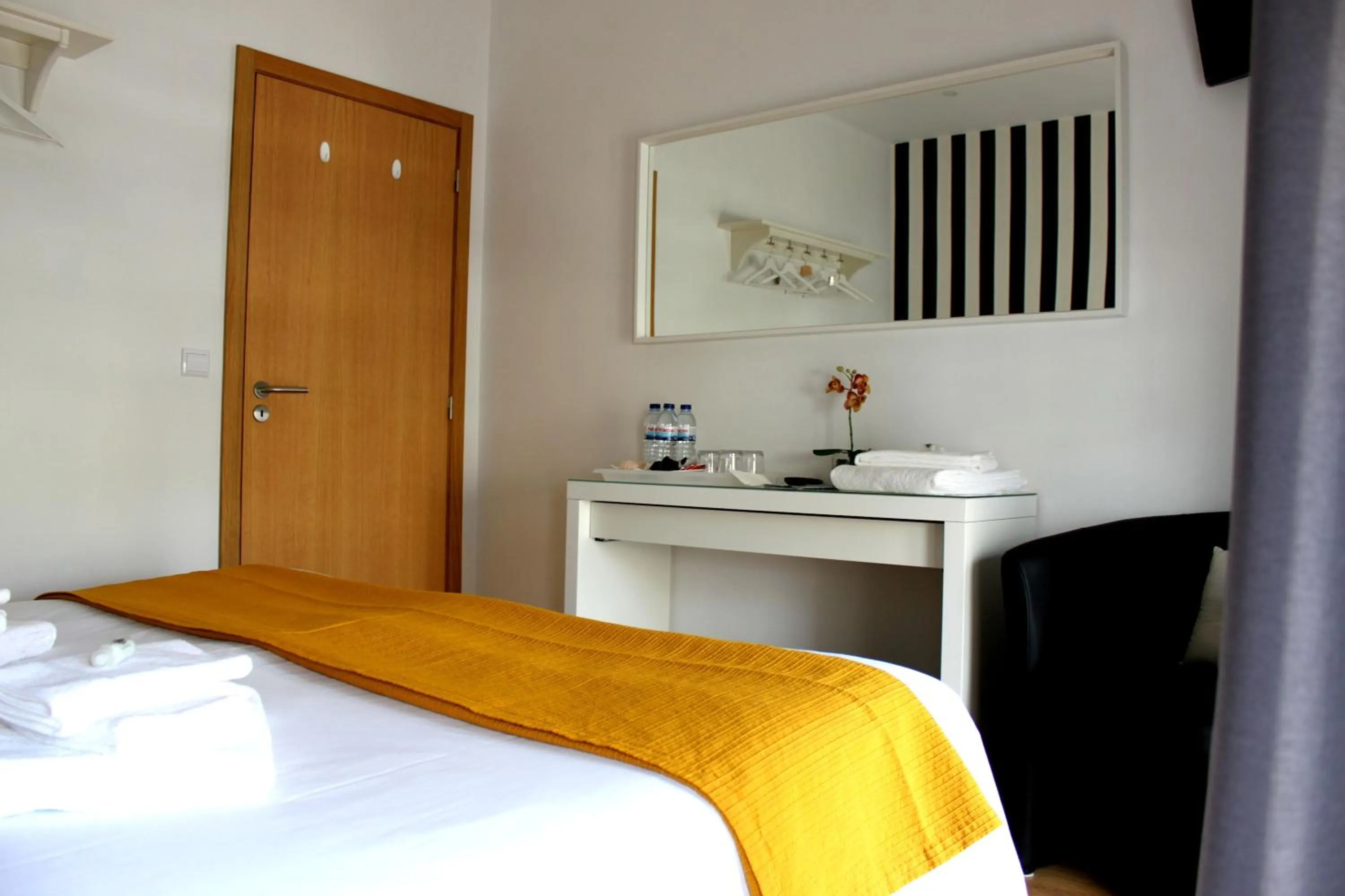 Bedroom, Bed in Aveiro White House