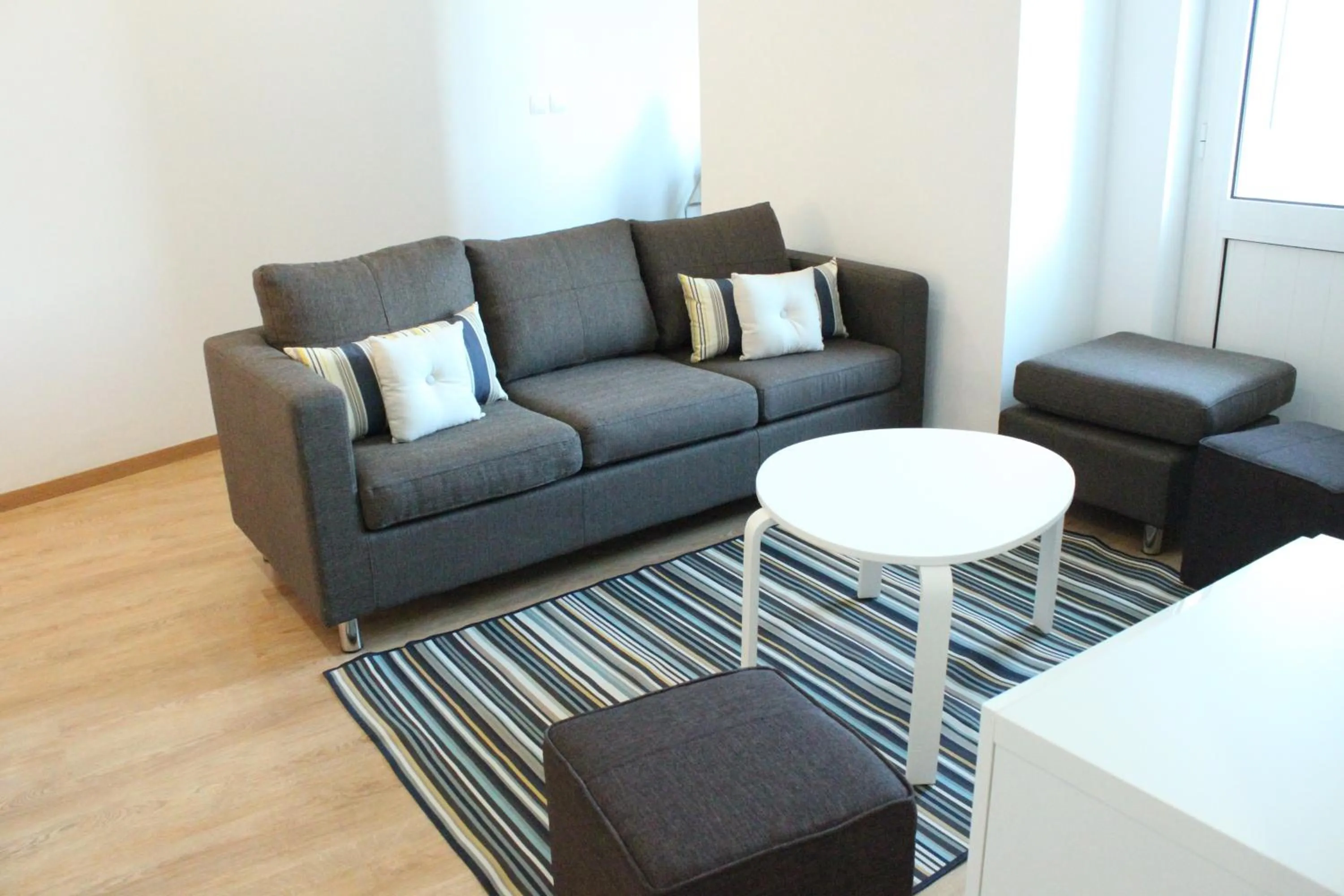 Communal lounge/ TV room in Aveiro White House