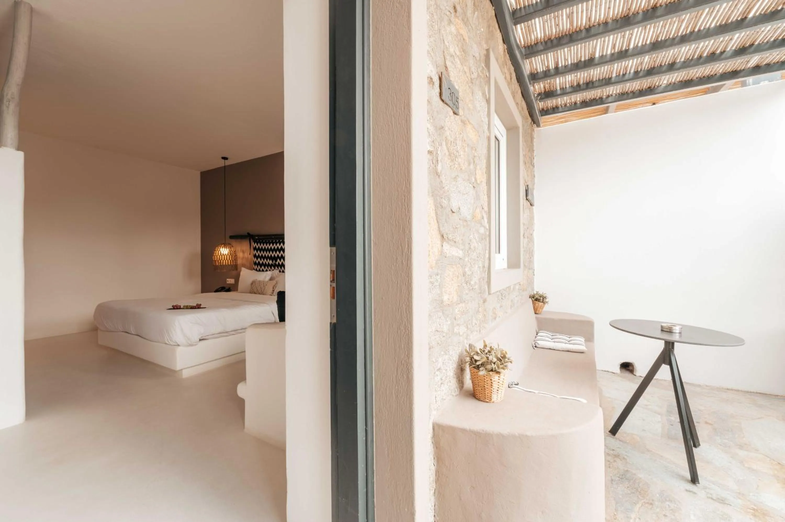 Balcony/Terrace, Bed in My Mykonos Hotel