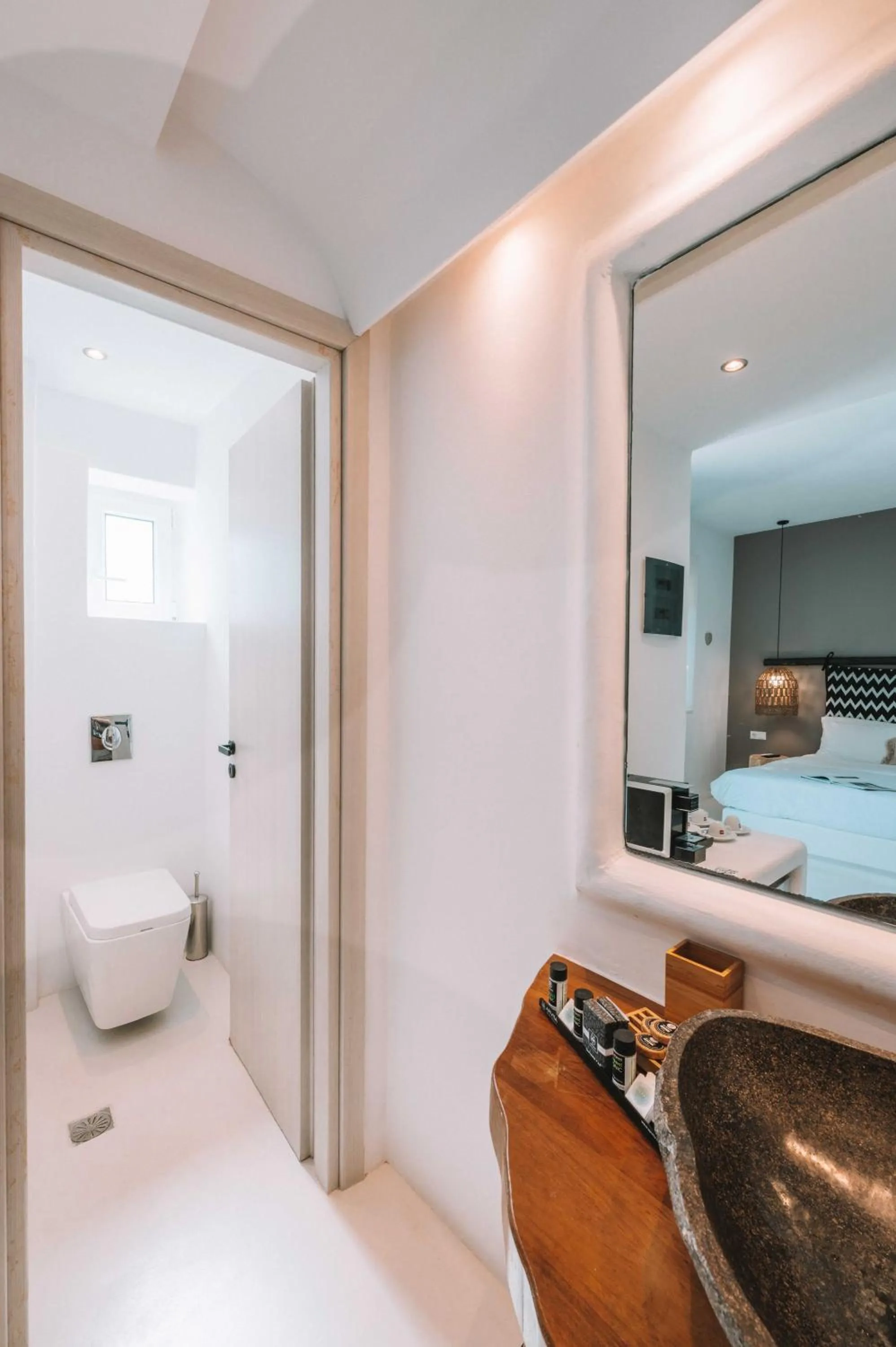 Toilet in My Mykonos Hotel