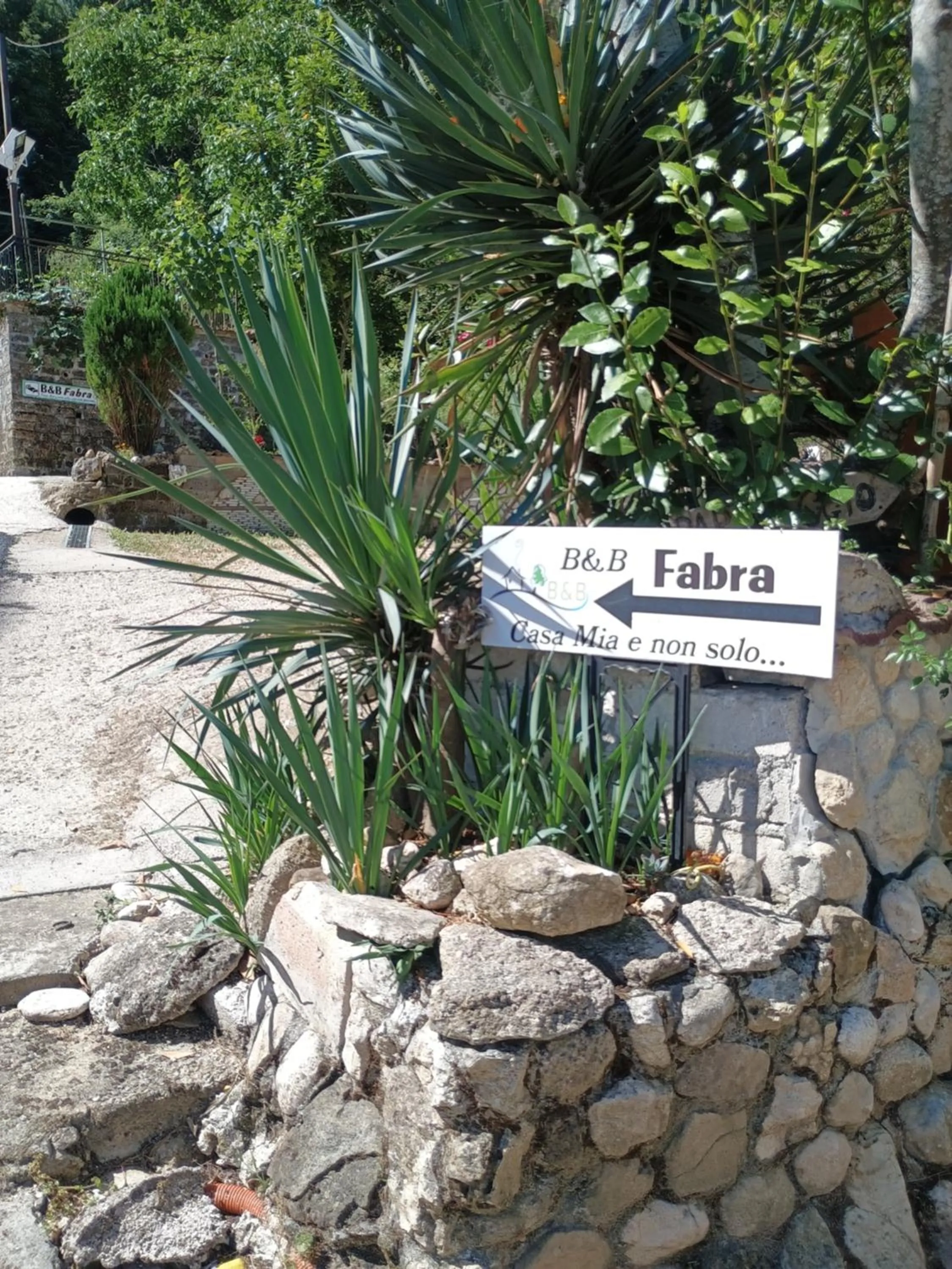 Property logo or sign in B&b Fabra Casa Mia e non solo