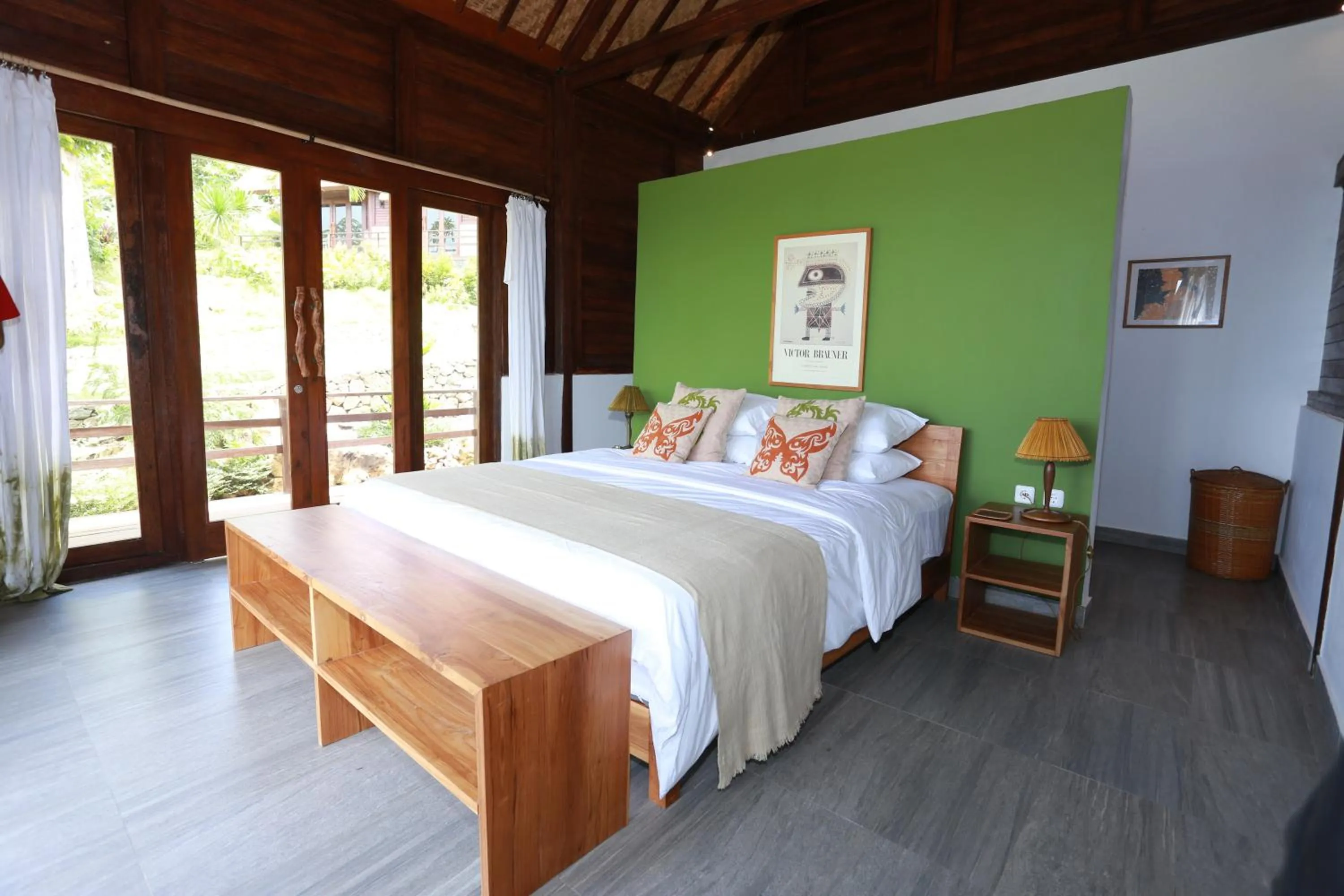 Bedroom, Bed in Villa Domanik