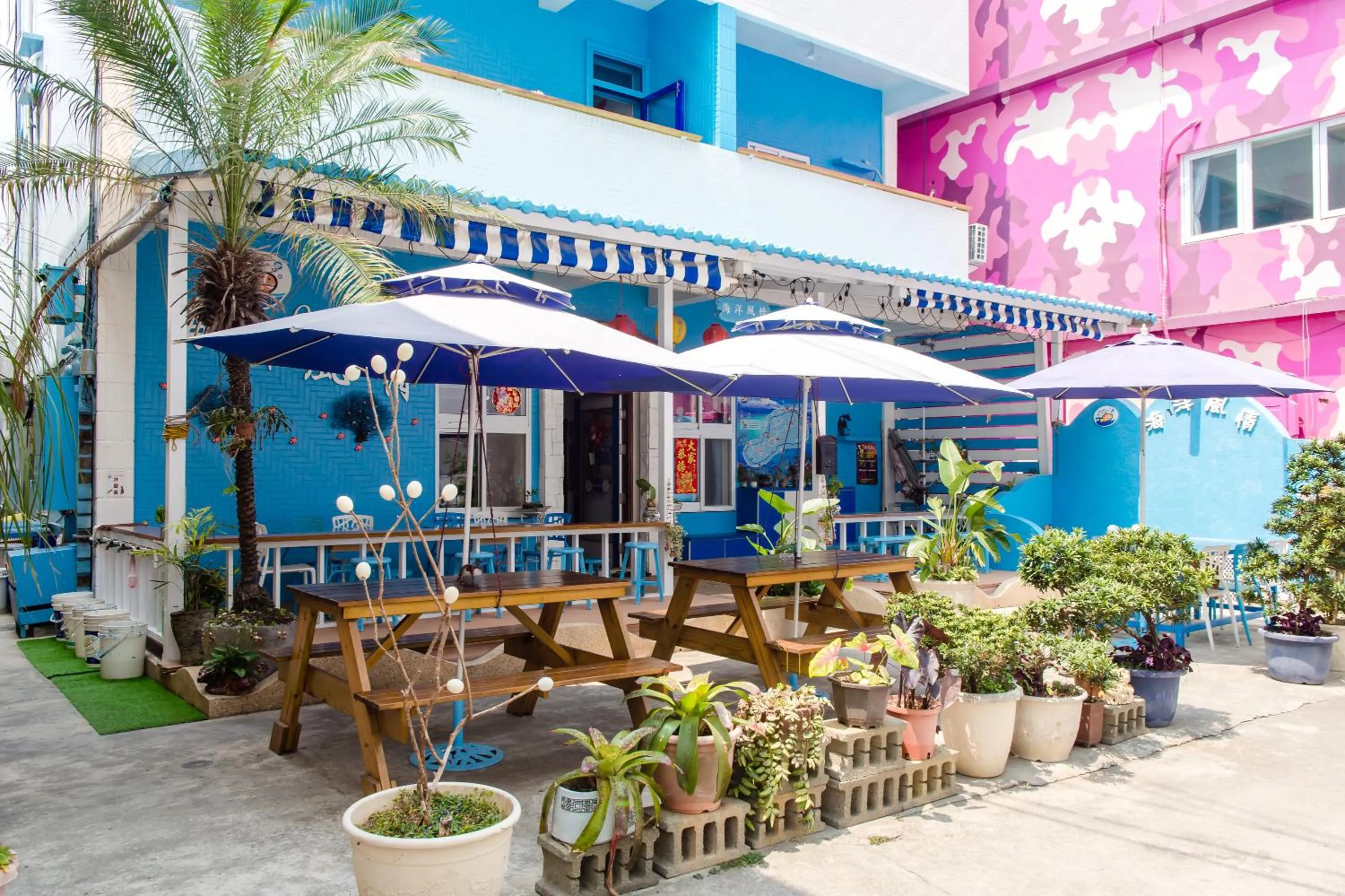 Property building in Ocean B&B