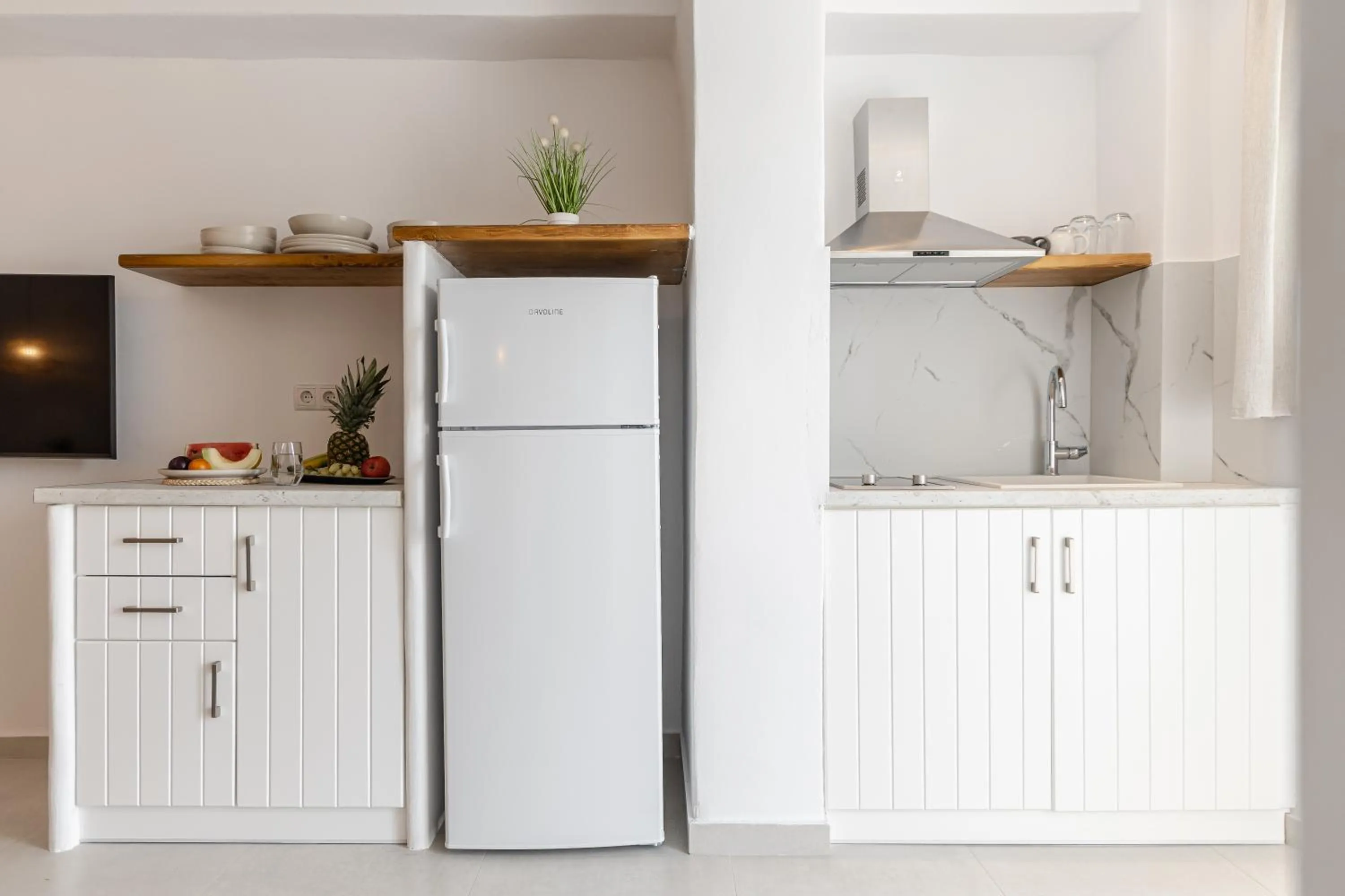 Birikos Hotel & Suites