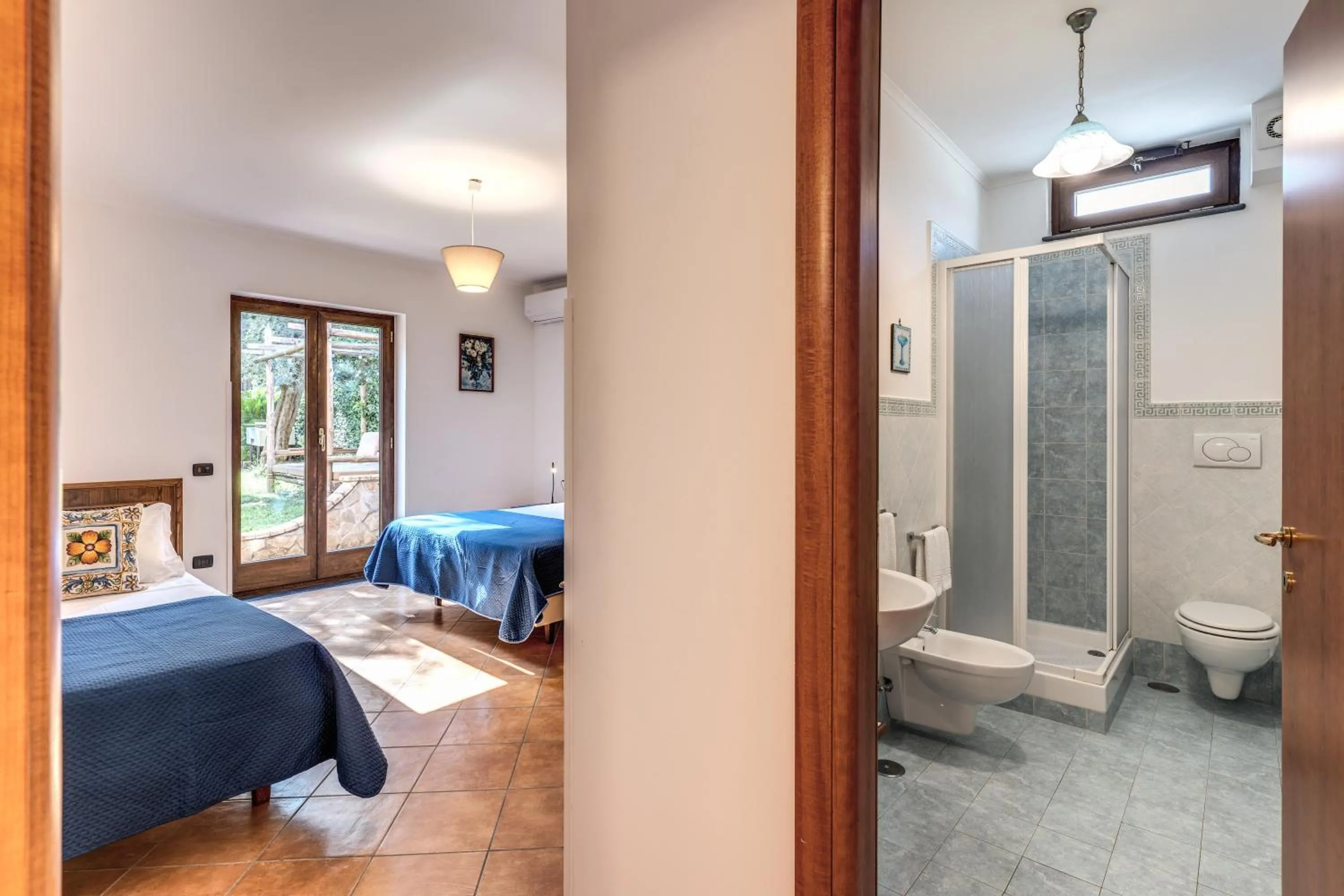 Shower in Villa Caruso with Private Pool