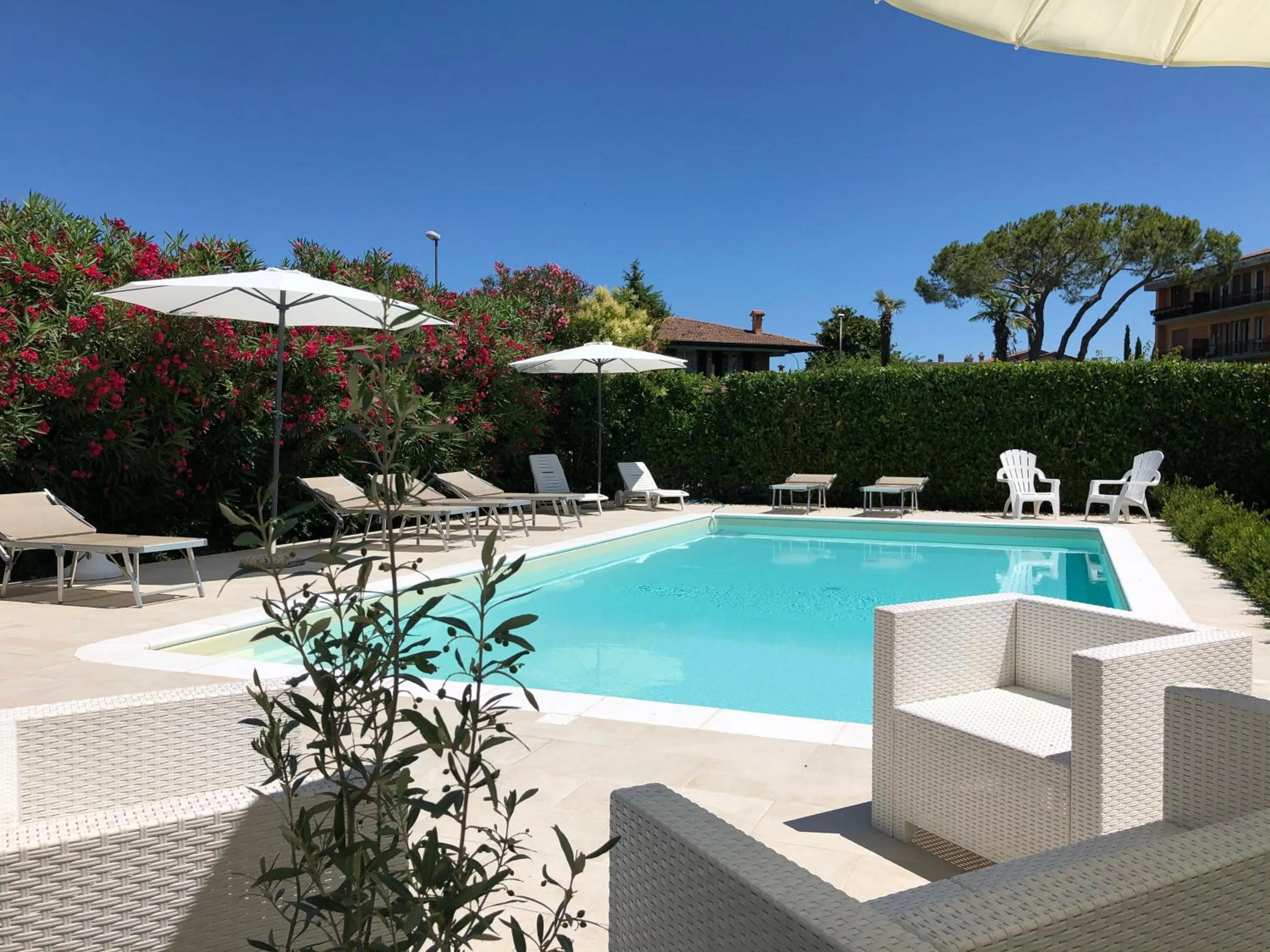 Swimming pool in Bed and Breakfast da Beatrice