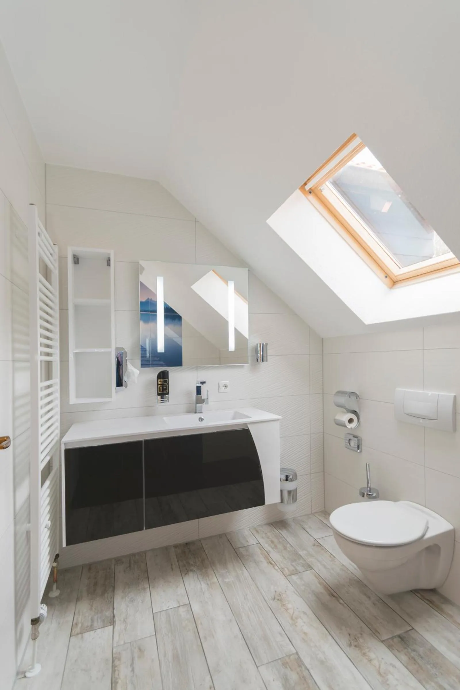 Photo of the whole room in Lakeside Resort Michaela